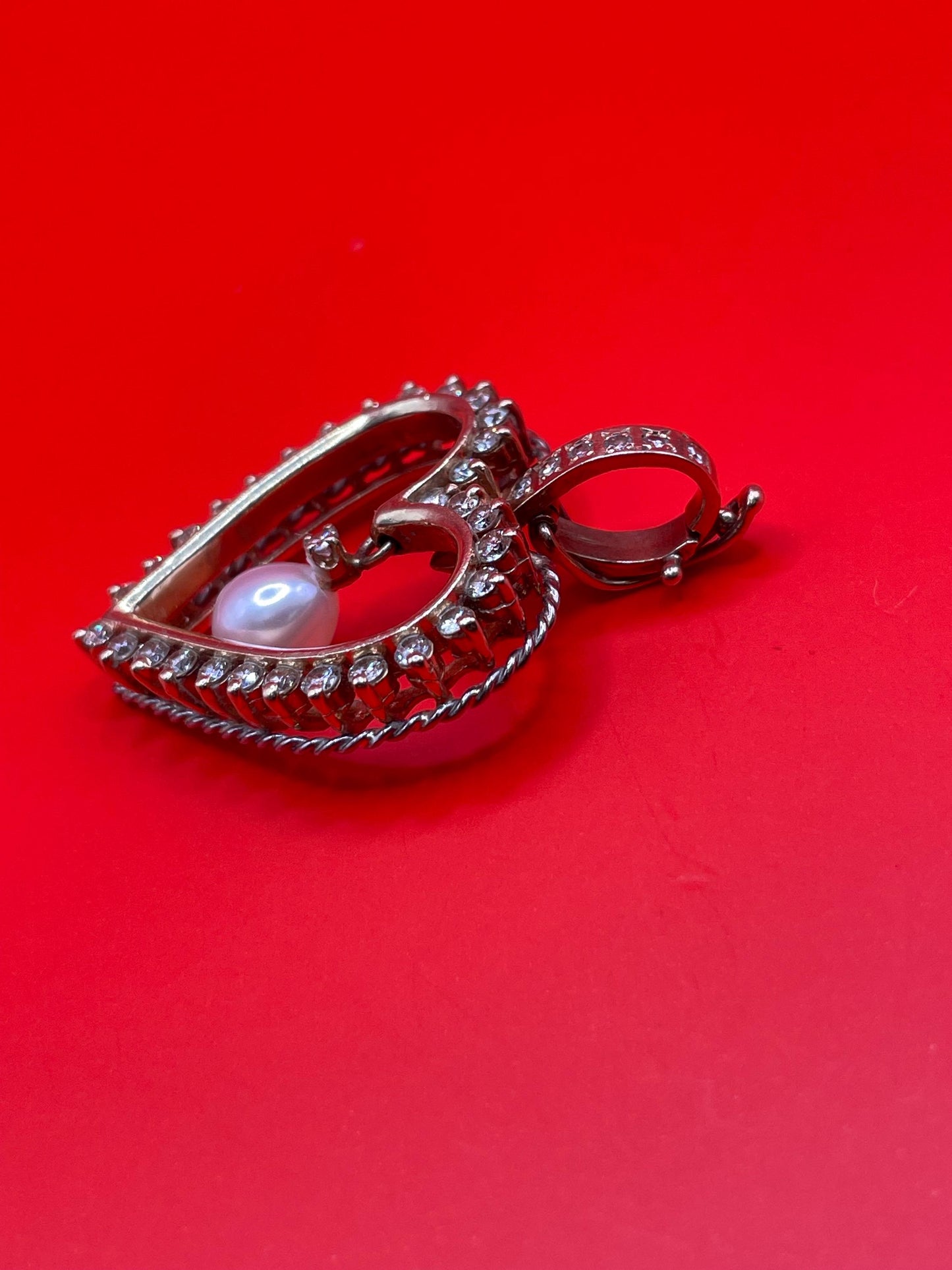 1.5 inch long 14 and 18k Gold, Diamond and pearl Heart pendant great condition - B
