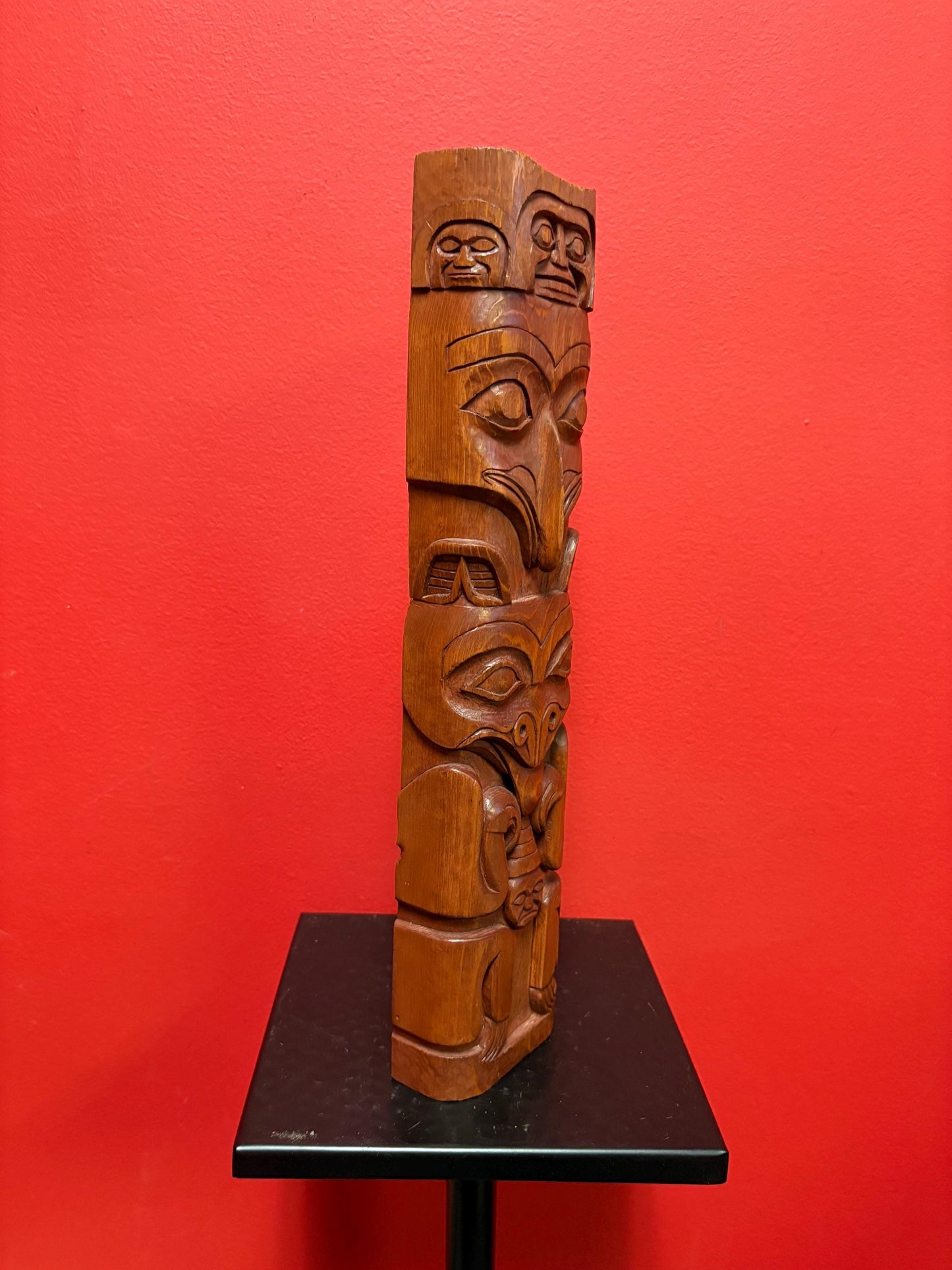 Fabulous older indigenous first nations Pacific Northwest coast totem pole - 14 inches- cedar - great detail hang or stand  signed - RS