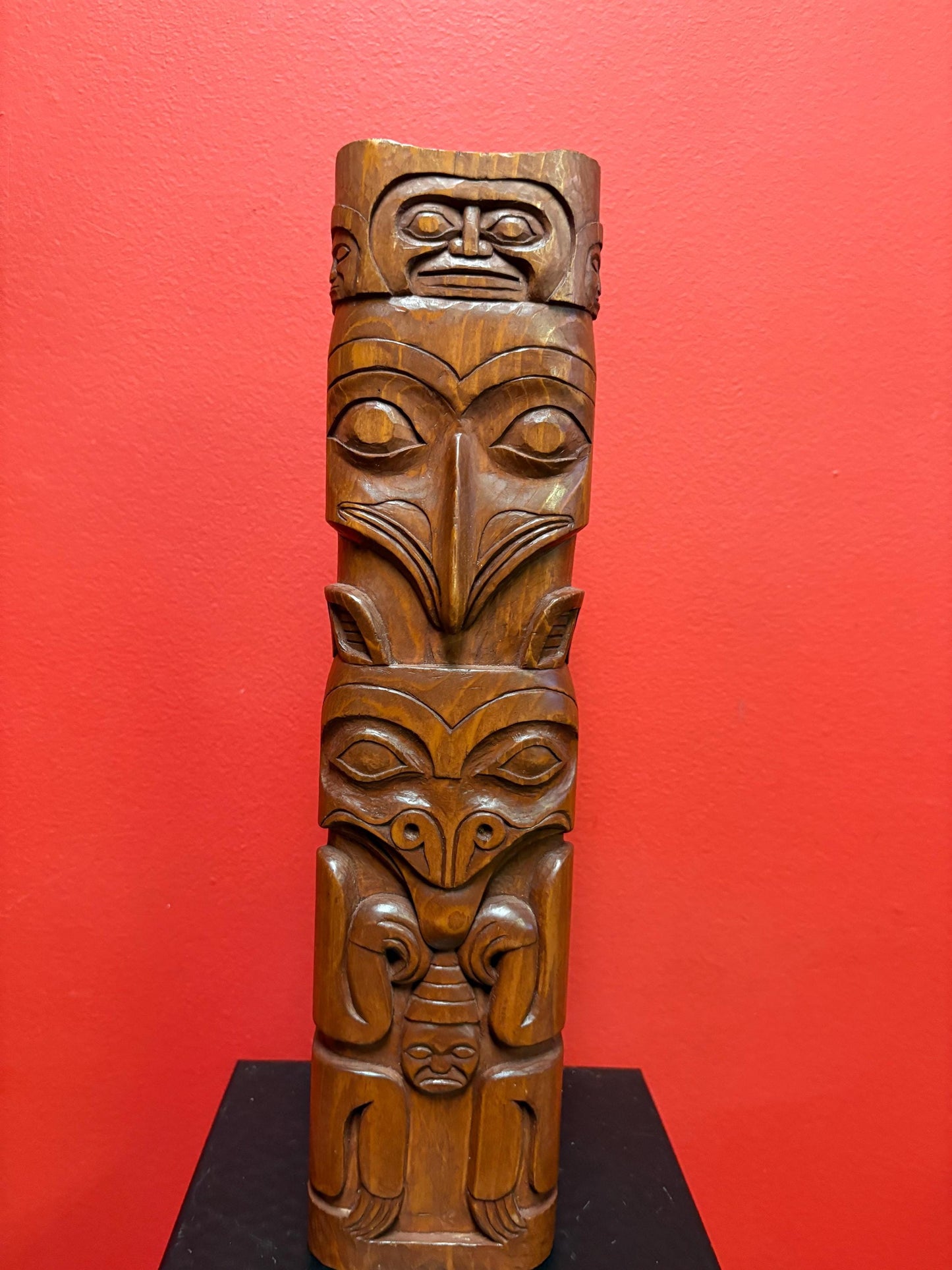 Fabulous older indigenous first nations Pacific Northwest coast totem pole - 14 inches- cedar - great detail hang or stand  signed - RS
