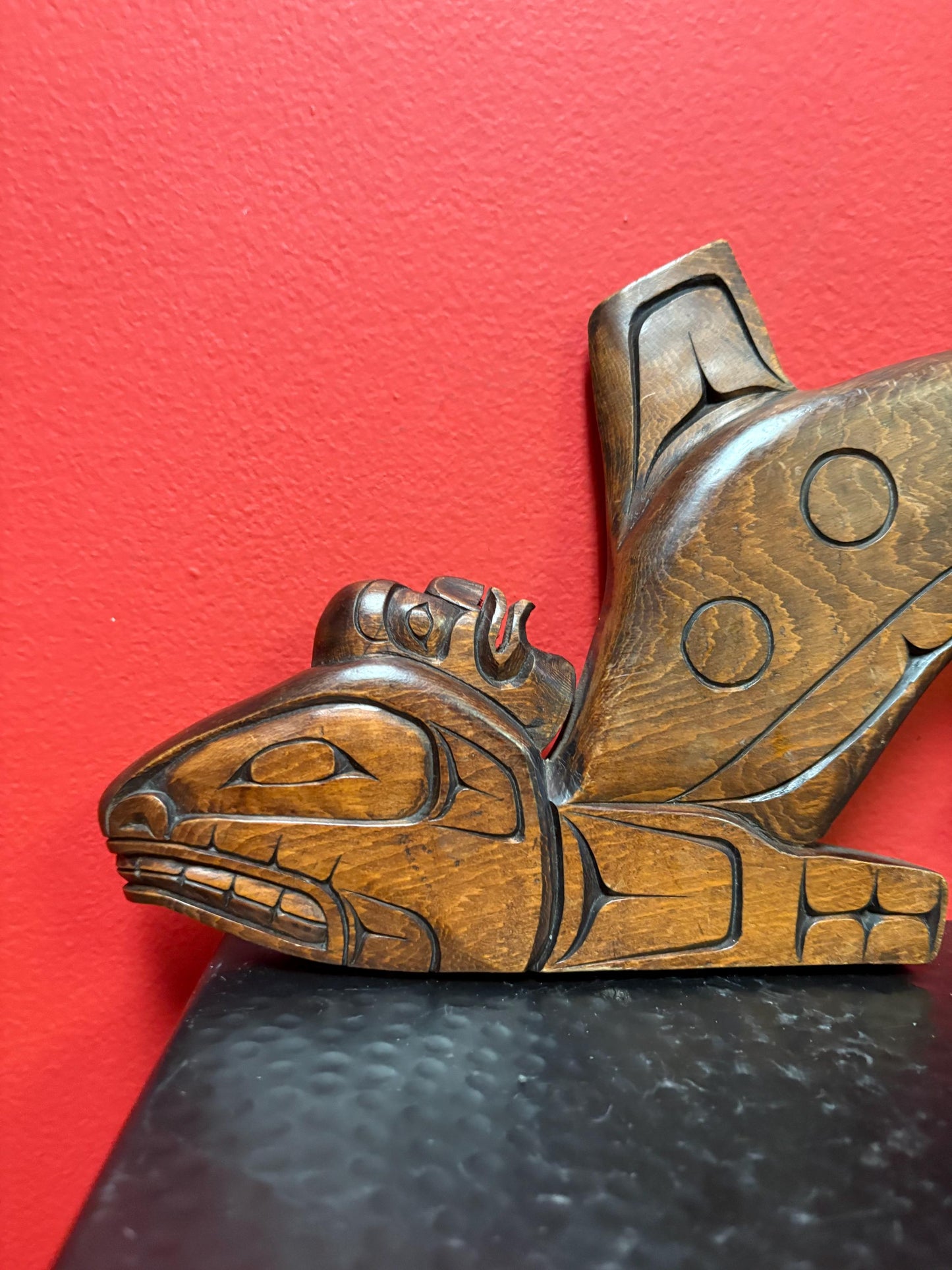 High-quality 15 x 4 indigenous first nation Pacific Northwest Coast signed  Stan Hunt killer whale transformation plaque needs hanger -RS