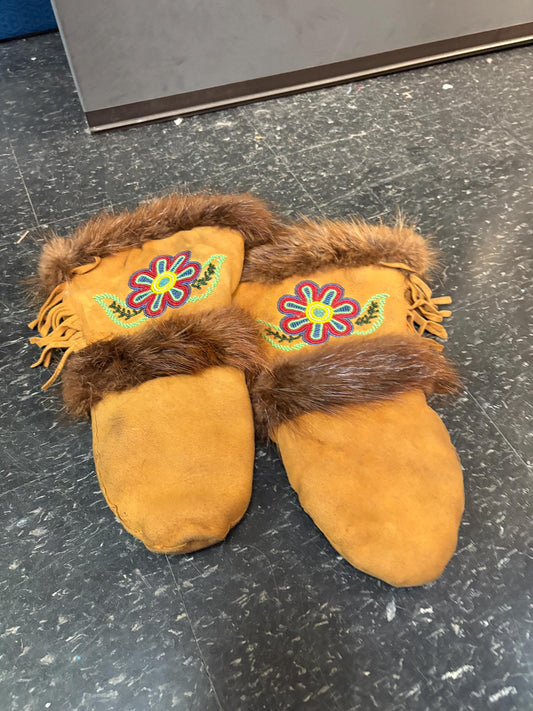 Beautiful old 15 inch long, beaded leather and fur indigenous First Nations  pacific north West Coast gloves  amazing condition