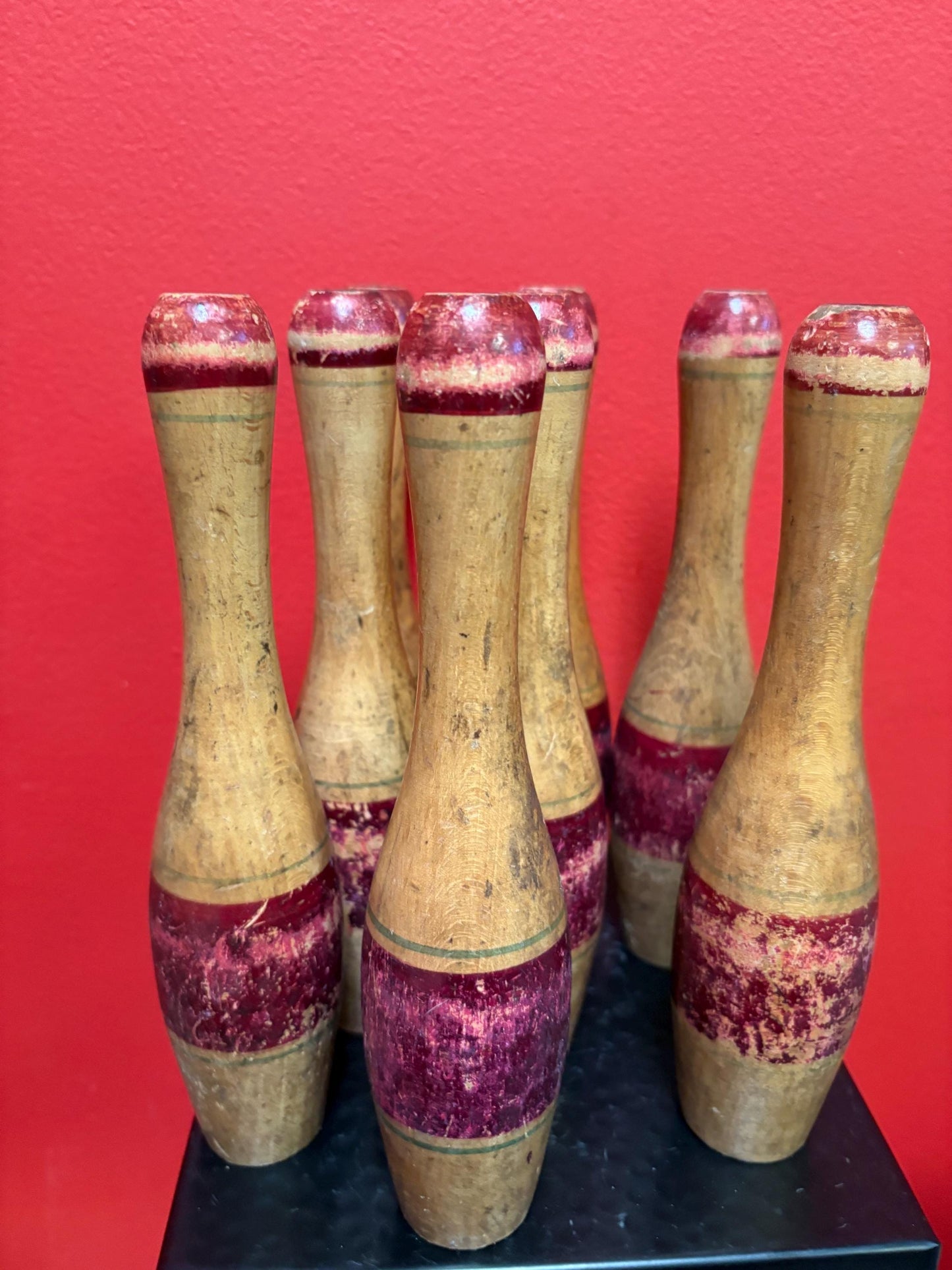 amazing rare late 19th century childs bowling skittle game   sticks 8 inch tall  antique condition - wonderful decor