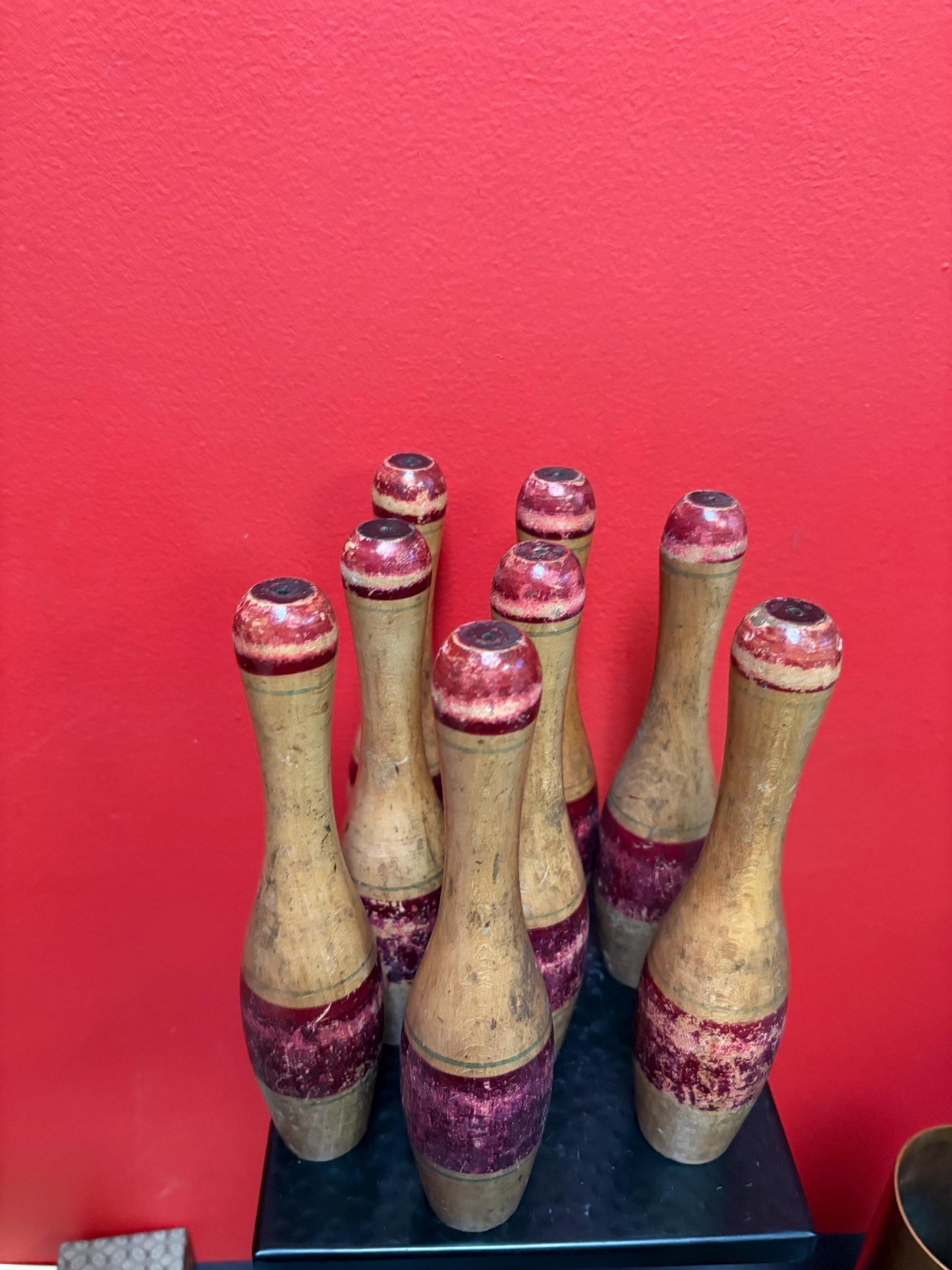amazing rare late 19th century childs bowling skittle game   sticks 8 inch tall  antique condition - wonderful decor
