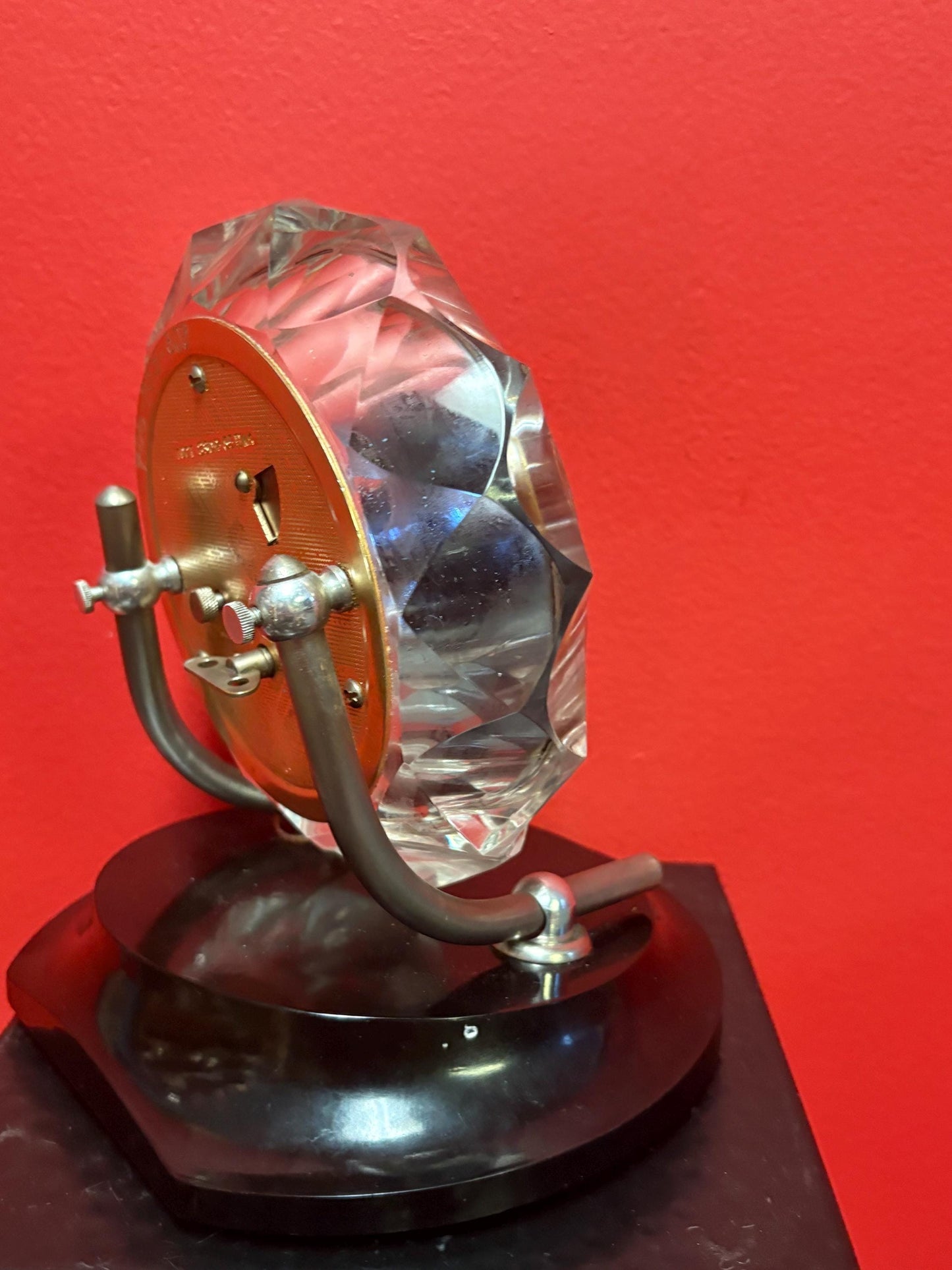 Stunning vintage art deco working crystal and bakelite based clock amazing condition - perfect gift - wow - approx 8 inches tall