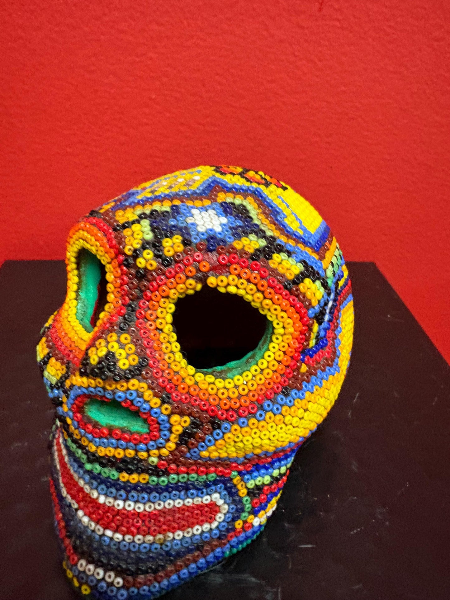 Vintage Huichol Mexican beaded skull statue cracked inside - 3 inches high so cool good value RS