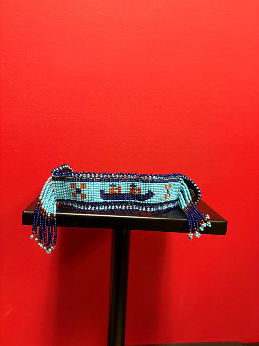 Lovely indigenous first nations beaded 7 inch bracelet  great condition and detail ready to wear- perfect gift