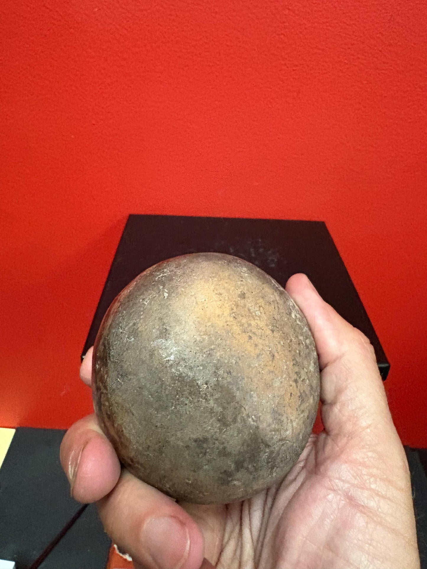 Fabulous 4 inch tall pre-Colombian authentic narino culture seed pot as is great value