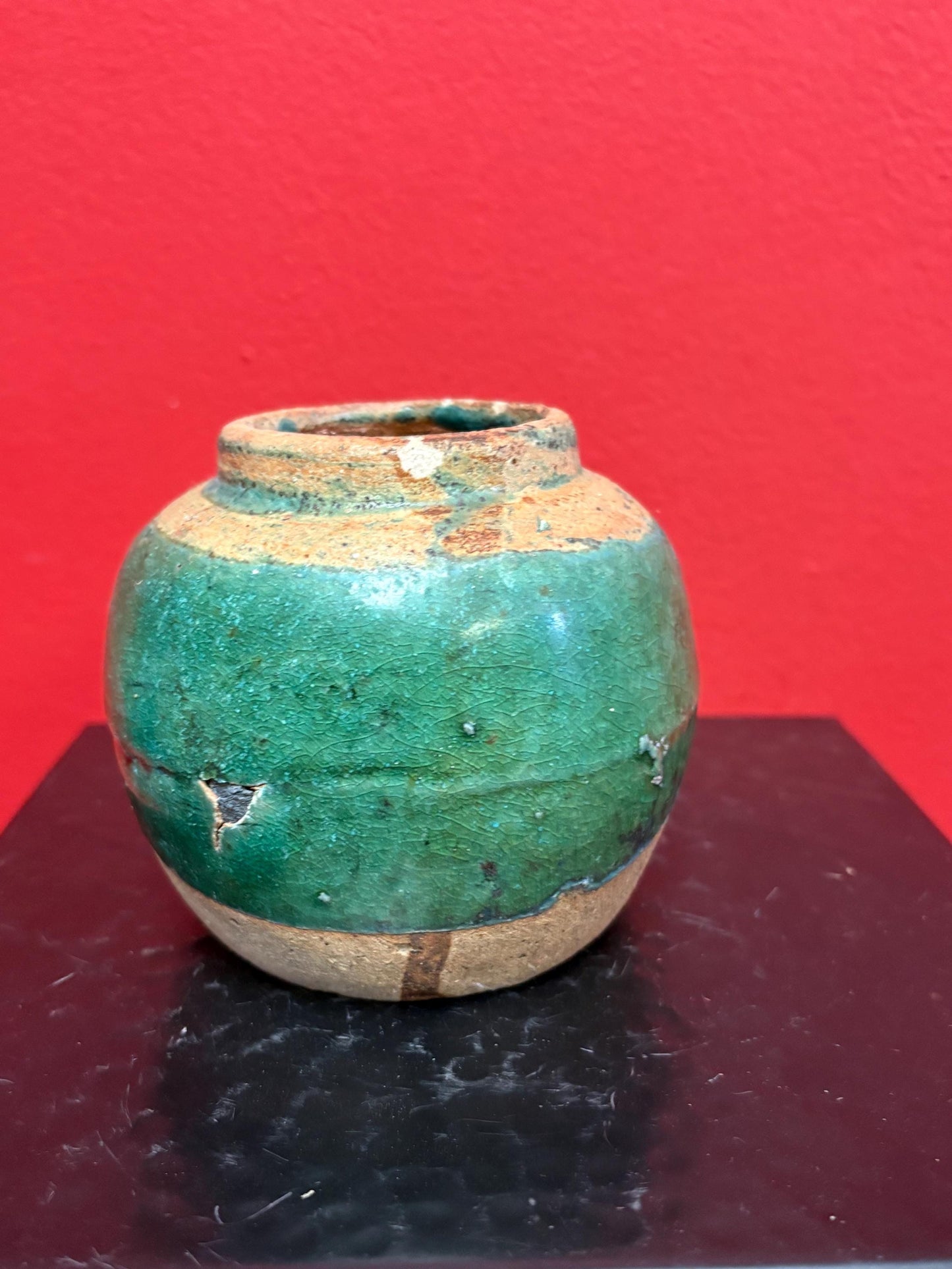 Early ancient Chinese pot with amazing glaze - 4 inches tall good antique condition. See photos.