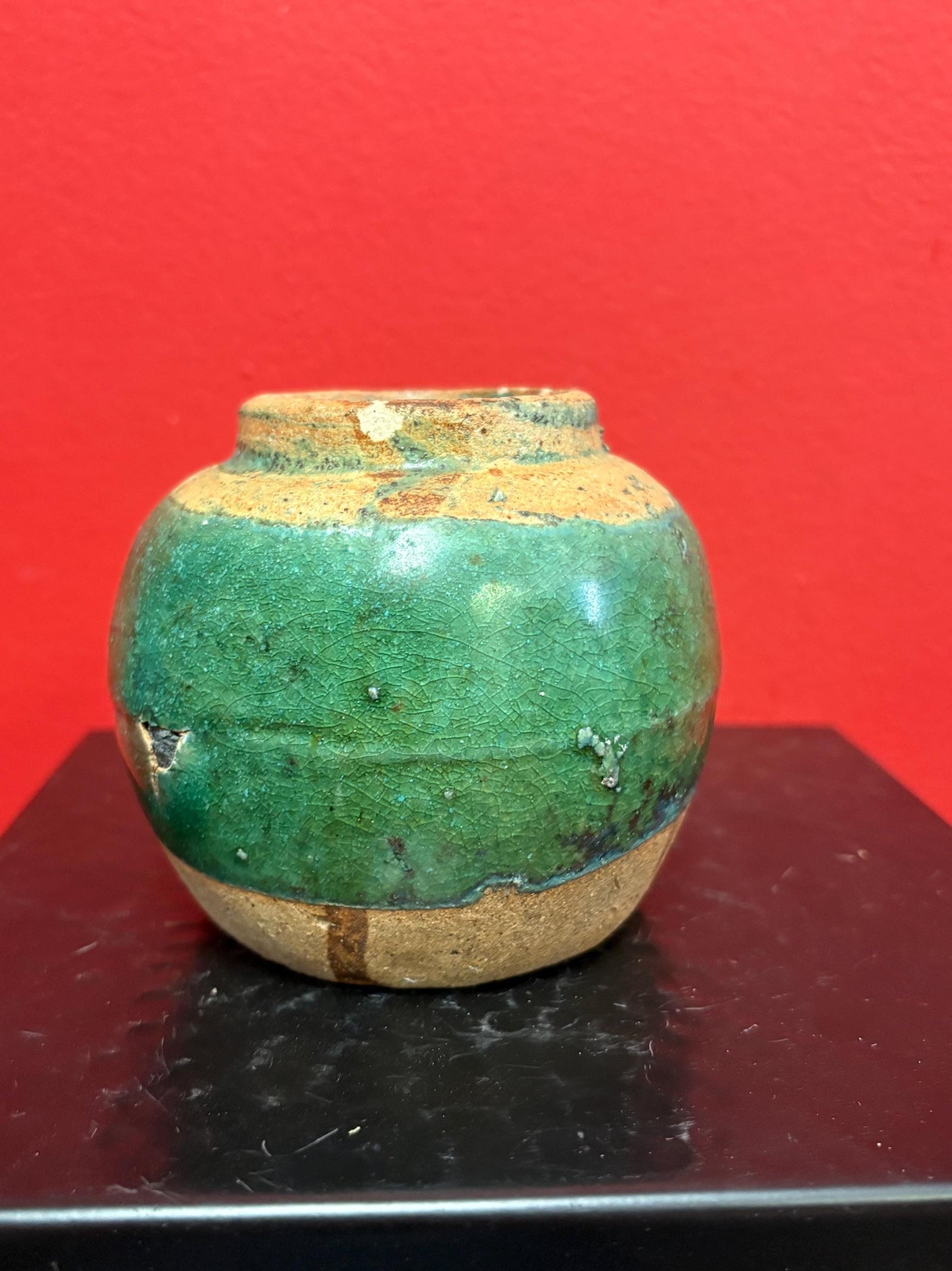 Early ancient Chinese pot with amazing glaze - 4 inches tall good antique condition. See photos.