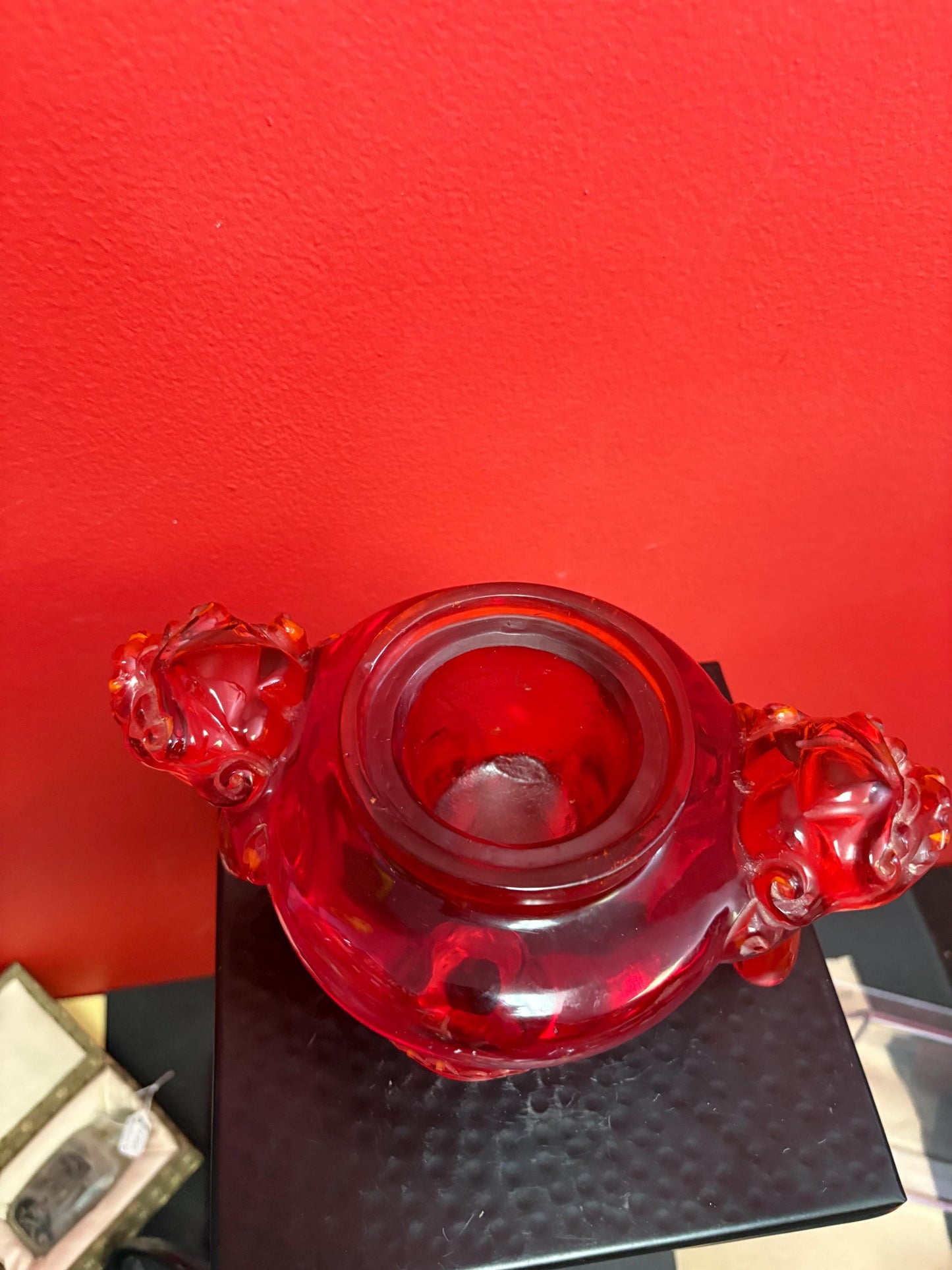 Stunning antique authentic Chinese red Cherry Amber sensor with lid - amazing detail and imagery - 1.42 kg - 10 x 9 wide -