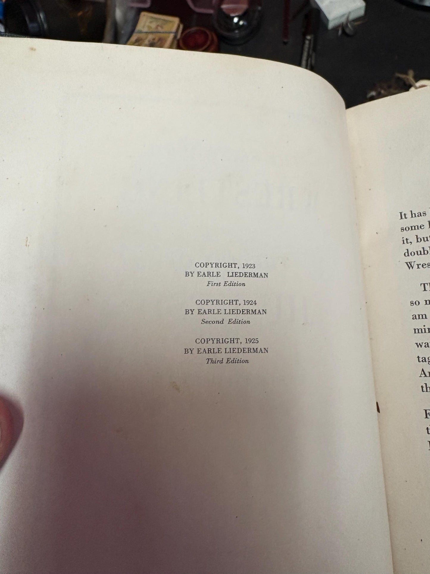 Beautiful copy of the science of wrestling and the art of JIU JITSU 3rd edition 1925 pretty good condition 223 PGS lots photos