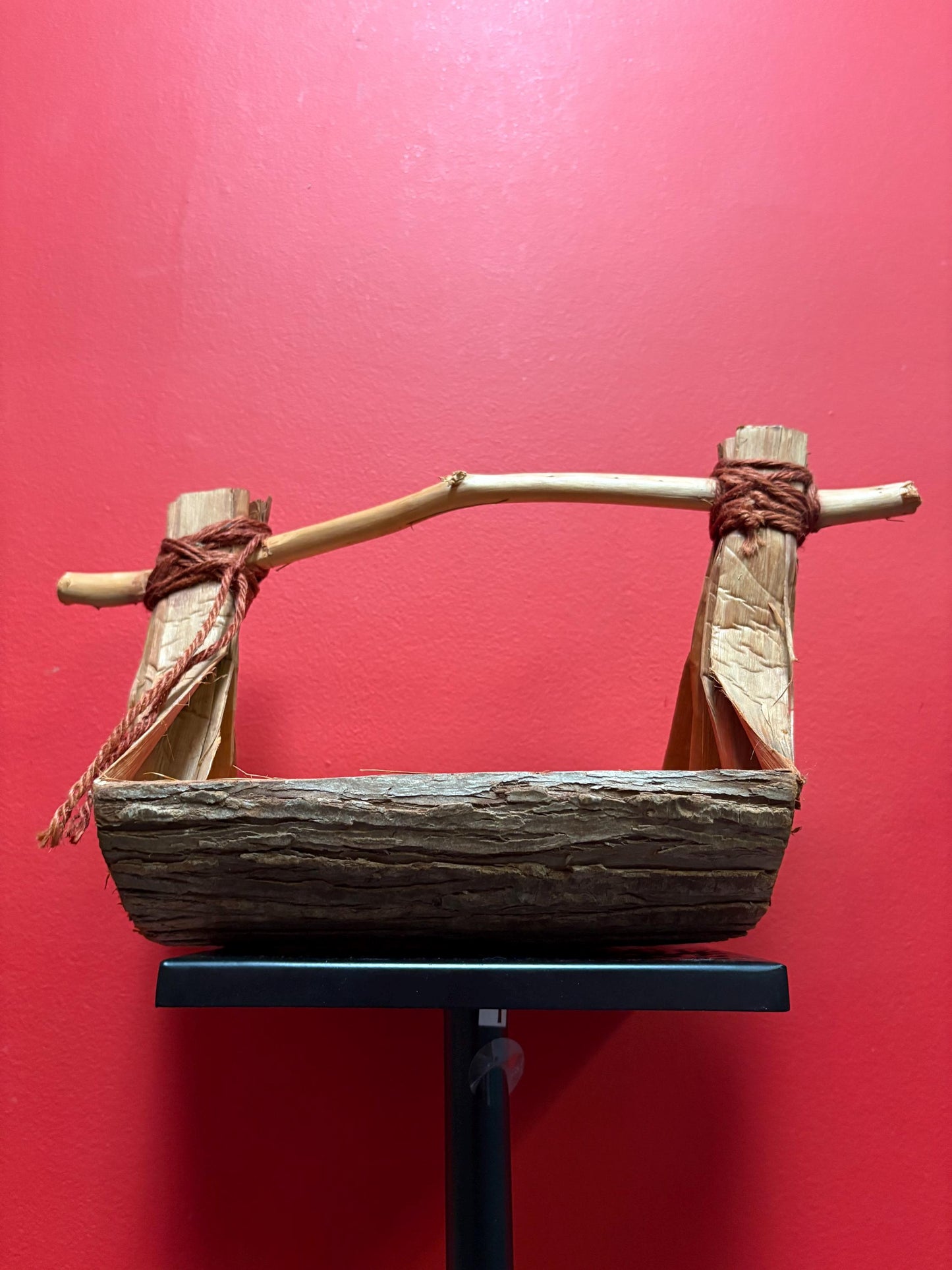 Beautiful indigenous first nations west coast cedar bark bailer 13 x 8 x 9 inches high good condition