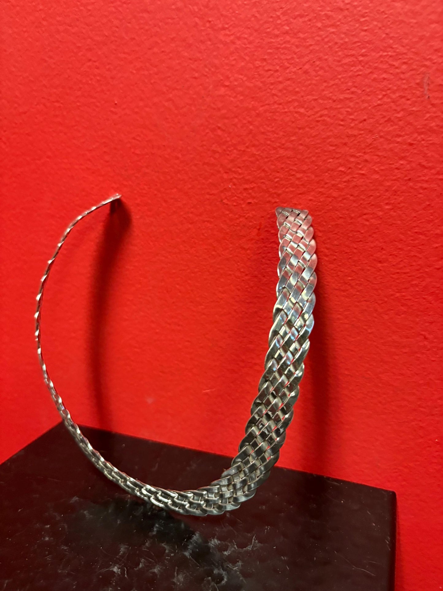 Beautiful silver plated choker style necklace unusual and cool and approximately 15 inches around