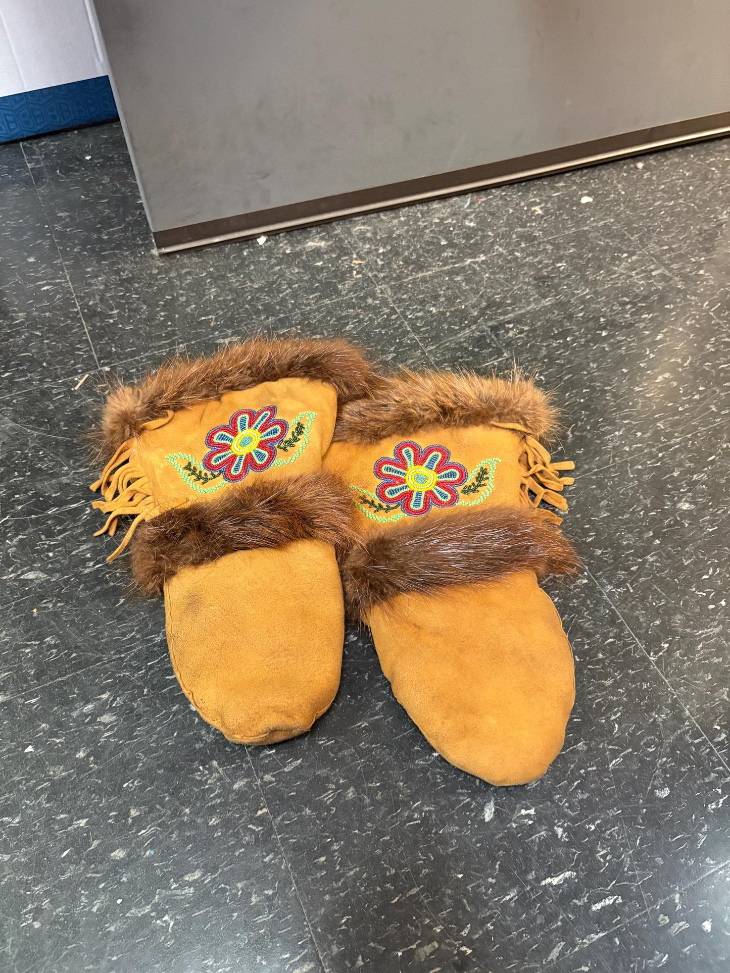 Beautiful old 15 inch long, beaded leather and fur indigenous First Nations  pacific north West Coast gloves  amazing condition