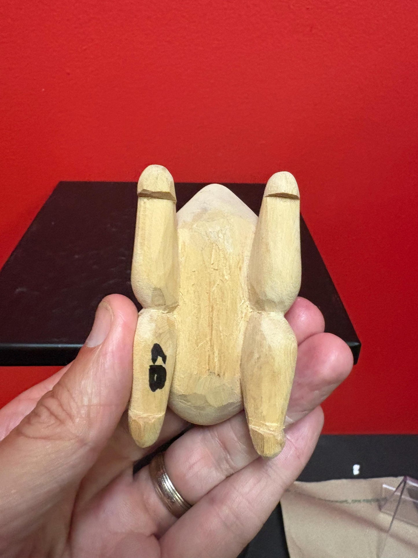 Beautiful indigenous first Nations pacific West Coast 3 inch long cedar frog statue miniature feast bowl wow signed