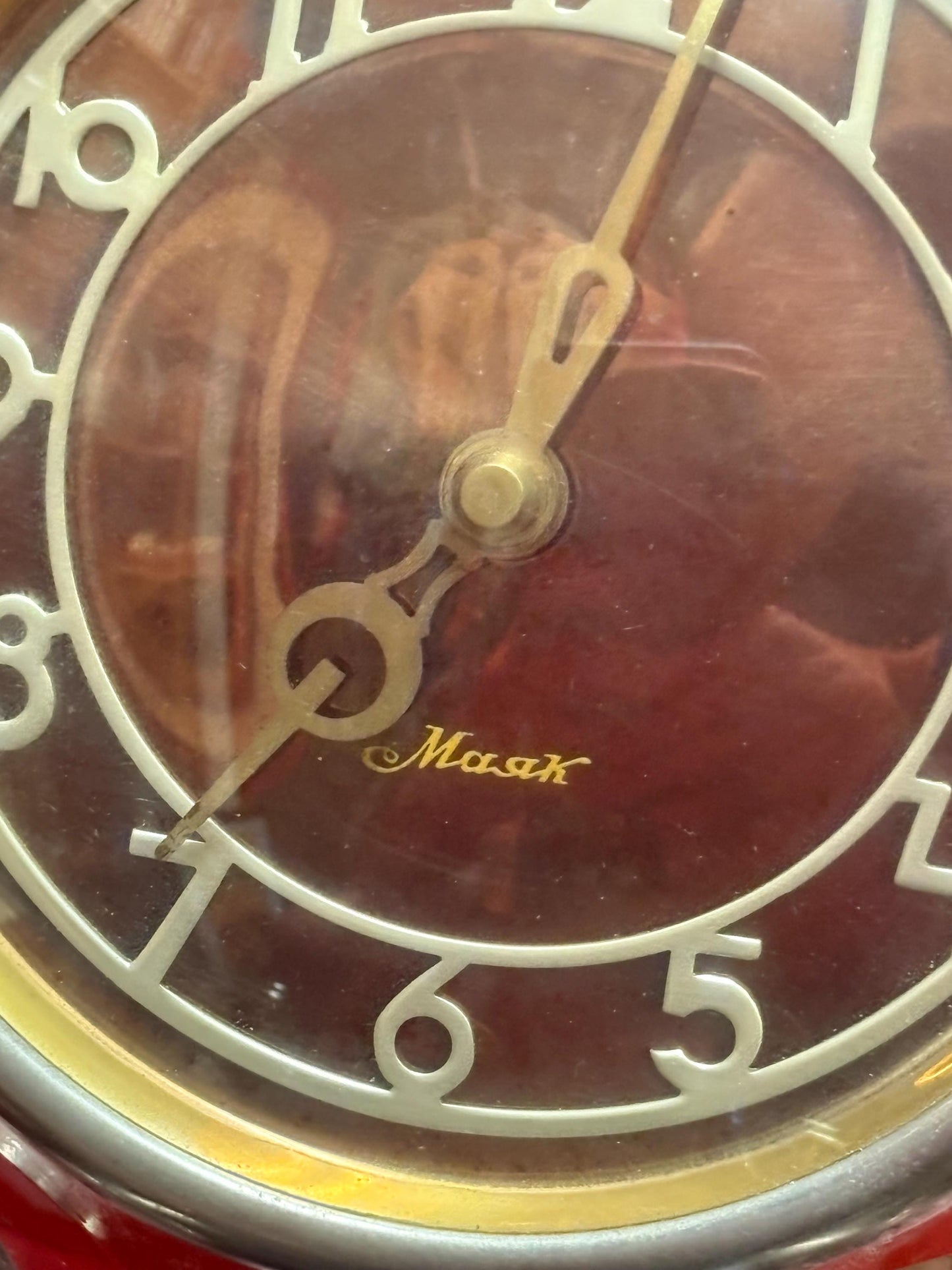 Stunning vintage art deco working crystal and bakelite based clock amazing condition - perfect gift - wow - approx 8 inches tall