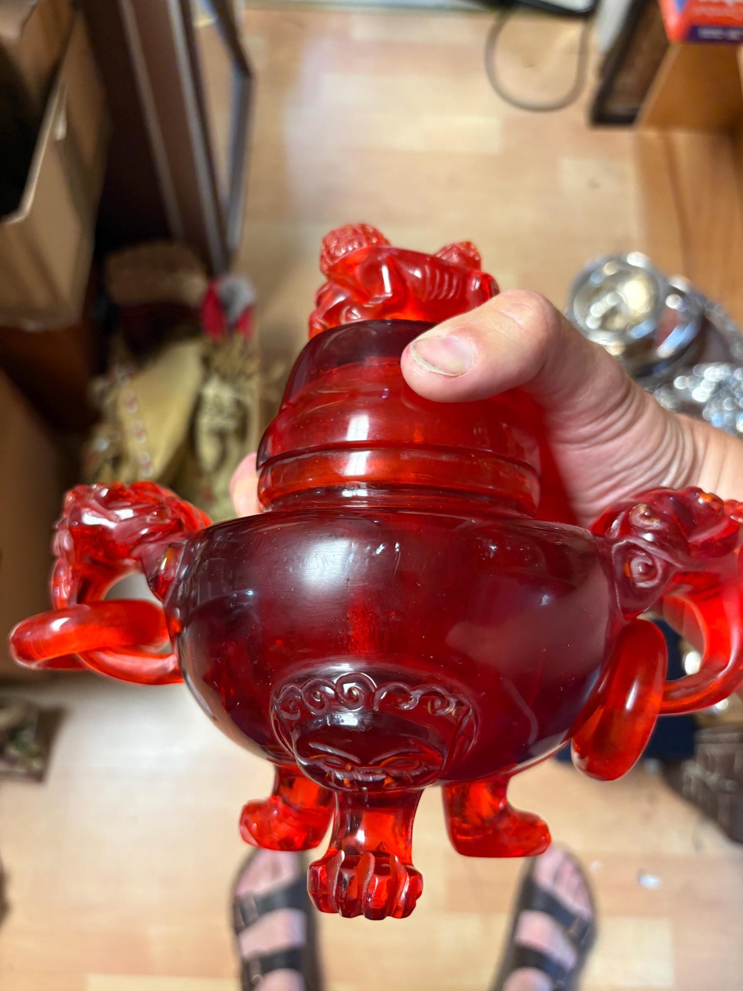 Stunning antique authentic Chinese red Cherry Amber sensor with lid - amazing detail and imagery - 1.42 kg - 10 x 9 wide -
