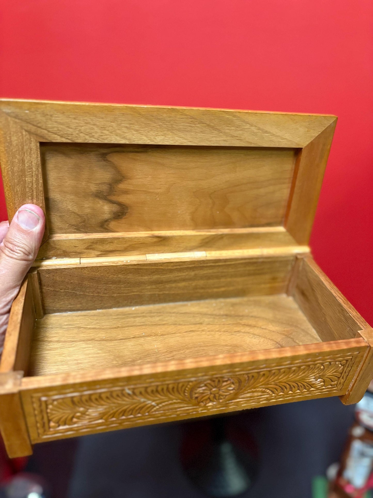 Unique beautiful 10 x 5 x 3 high European 1920s detailed carved box depicting farmers wonderful gift signed on bottom