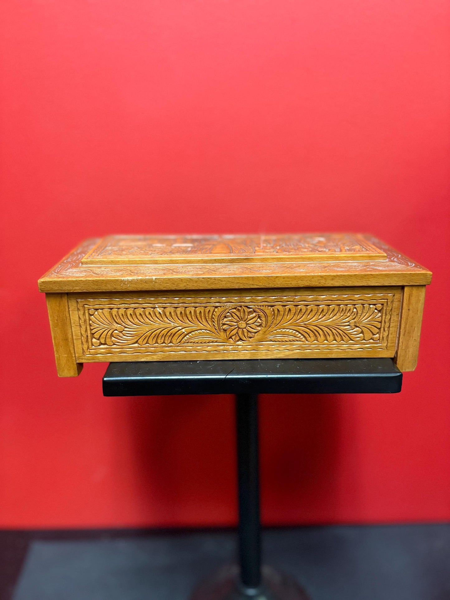 Unique beautiful 10 x 5 x 3 high European 1920s detailed carved box depicting farmers wonderful gift signed on bottom