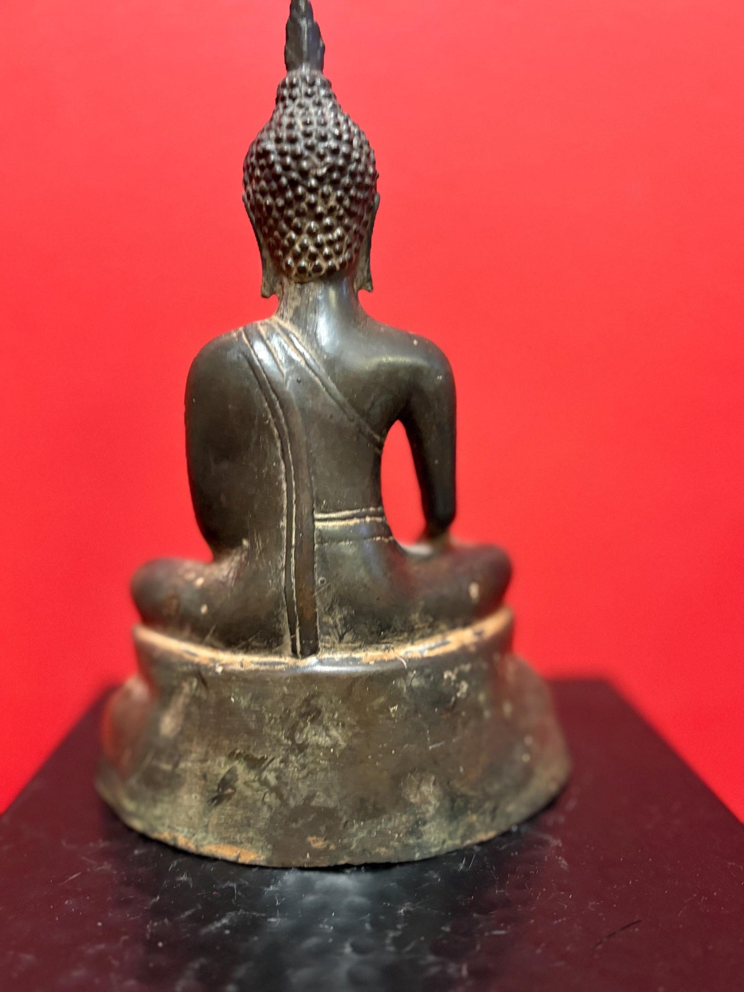 Magnificent 18 century Burmese bronze seated Buddha with wonderful patina 8 inches high museum quality the best