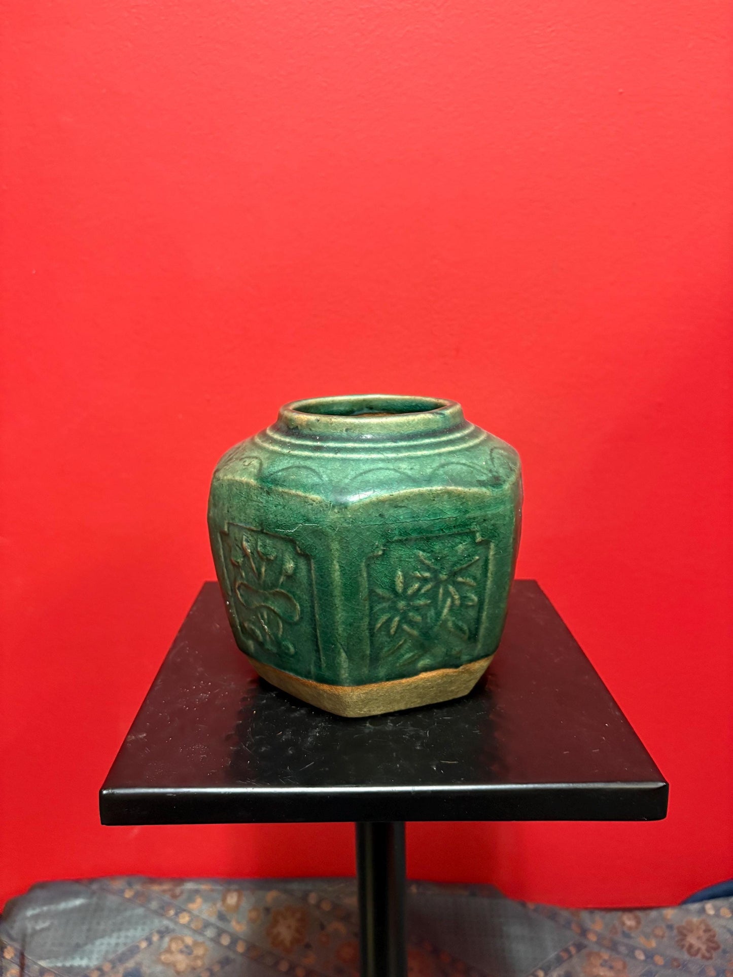big Chinese antique Ginger jar in great condition 5 inches tall great value