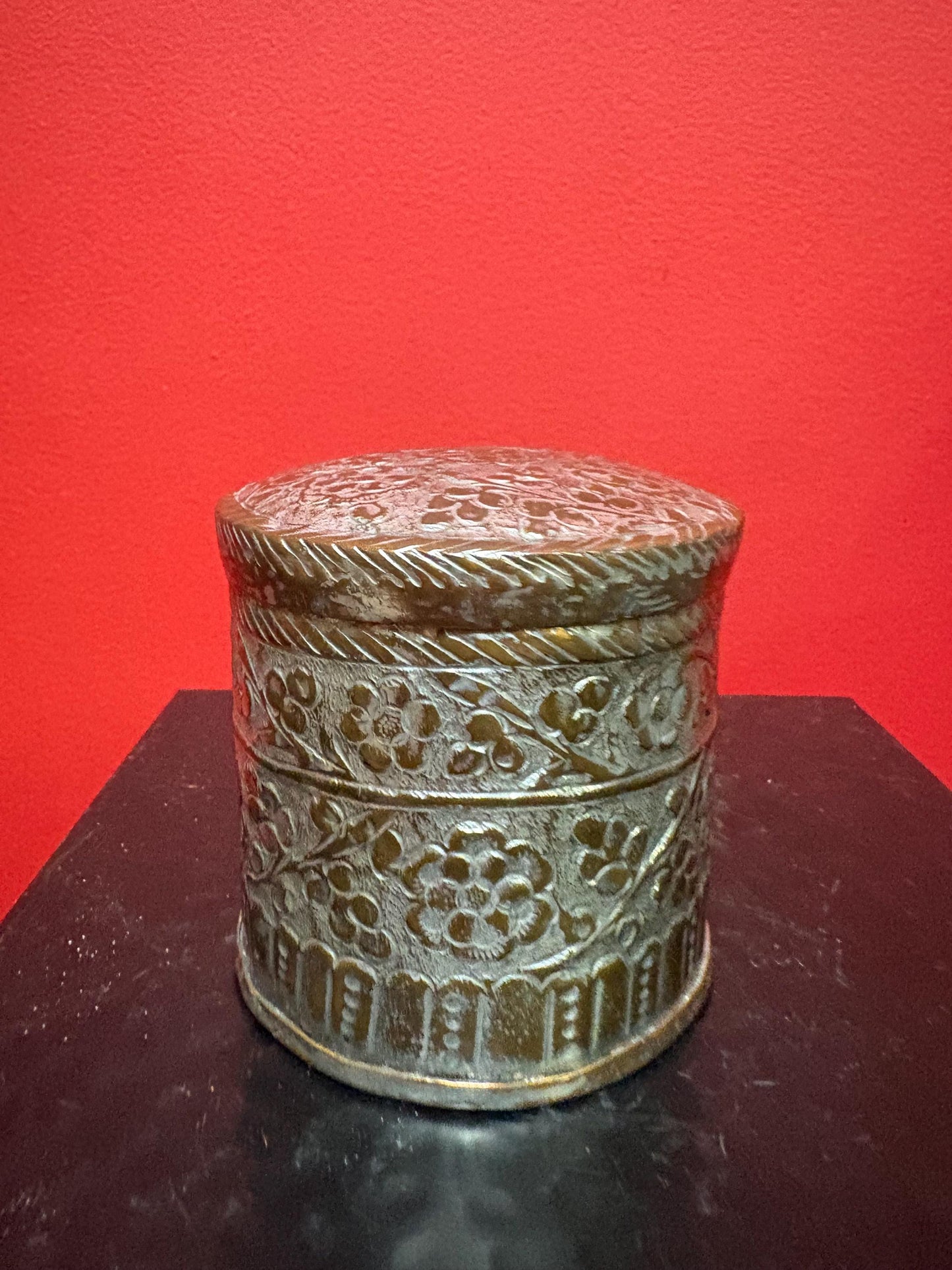 Fantastic antique Asian silver plated and copper box - 3 x 3 wonderful quality and detail great value