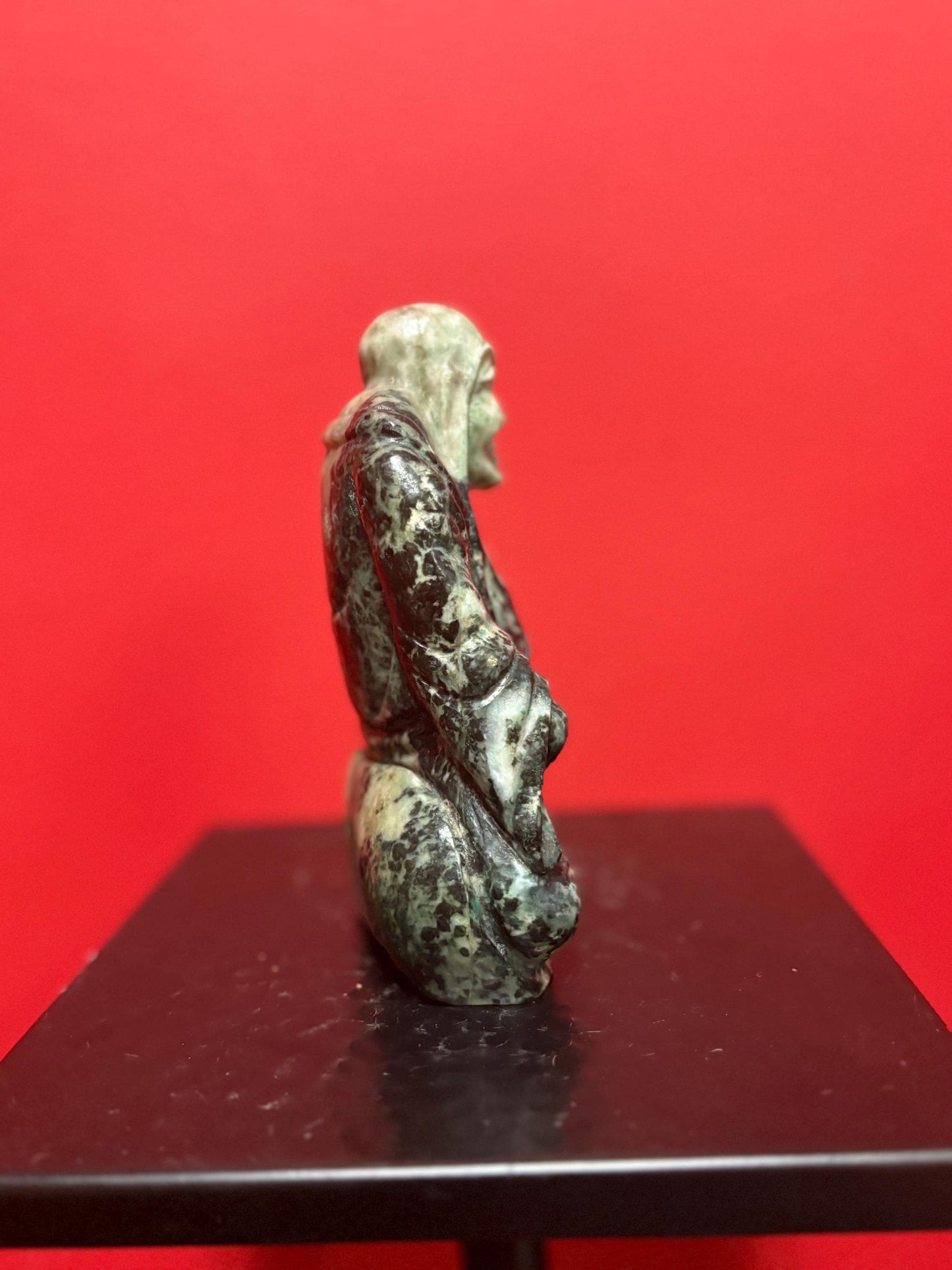 Beautiful moss jade 6.5 inch statue wonderful detail and quality great value