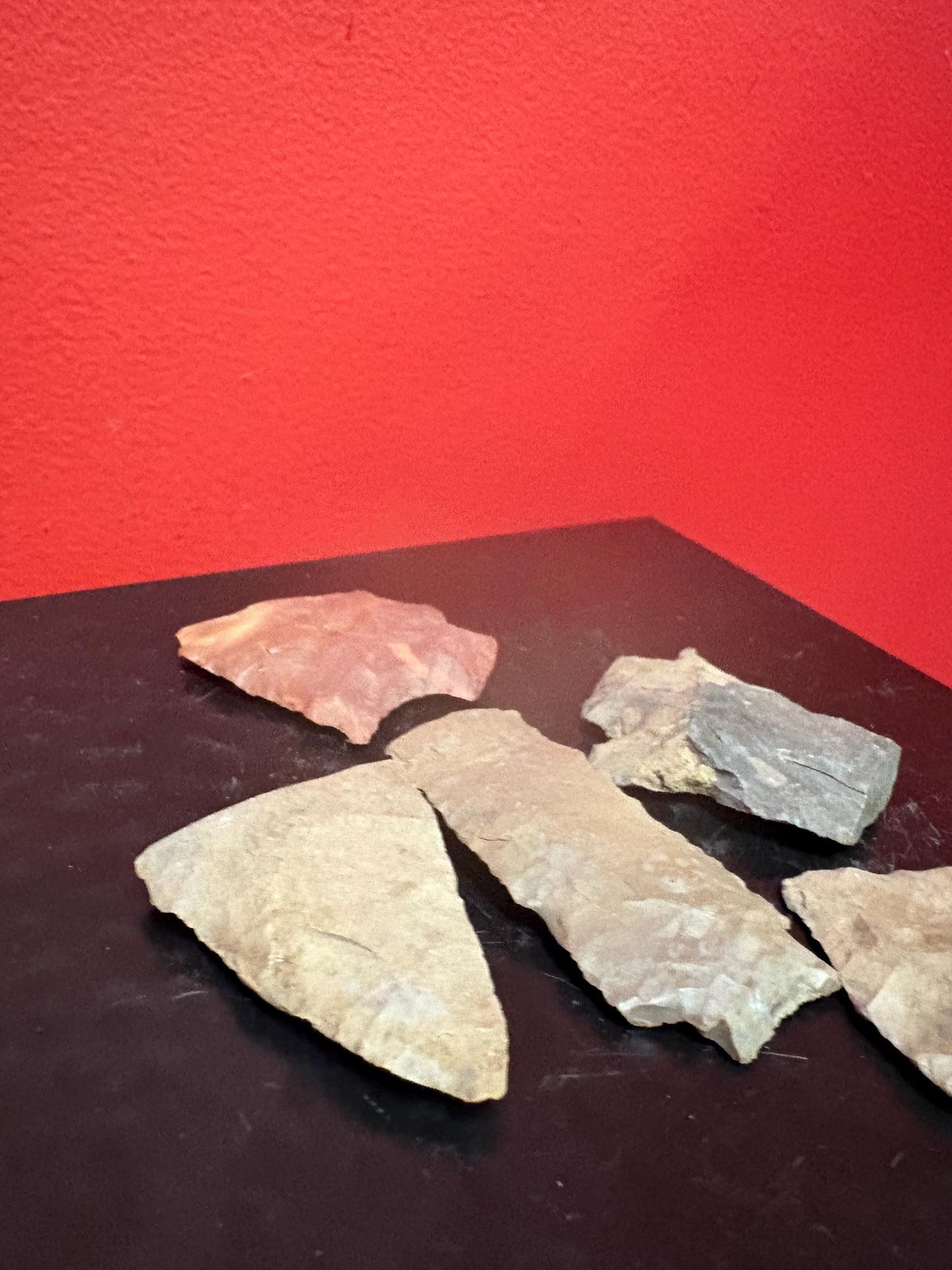 Great lot of North American stone arrowhead tools great condition and awesome price