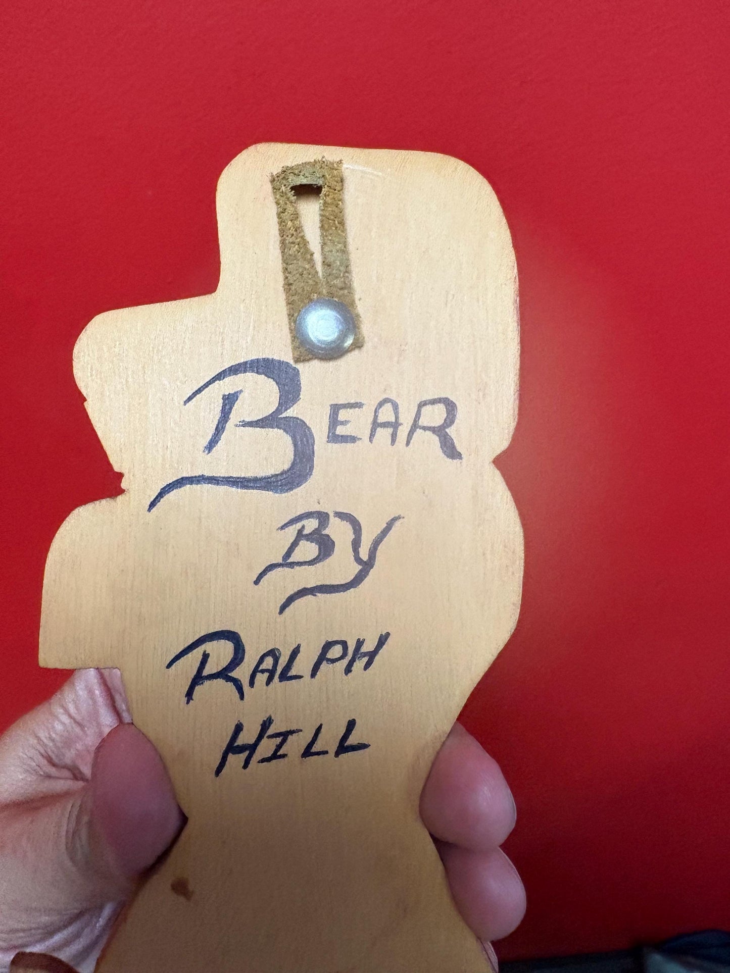 High-quality 7 x 3 wide cedar BEAR plaque by Ralph Hill indigenous first nations Pacific Northwest Coast beauty