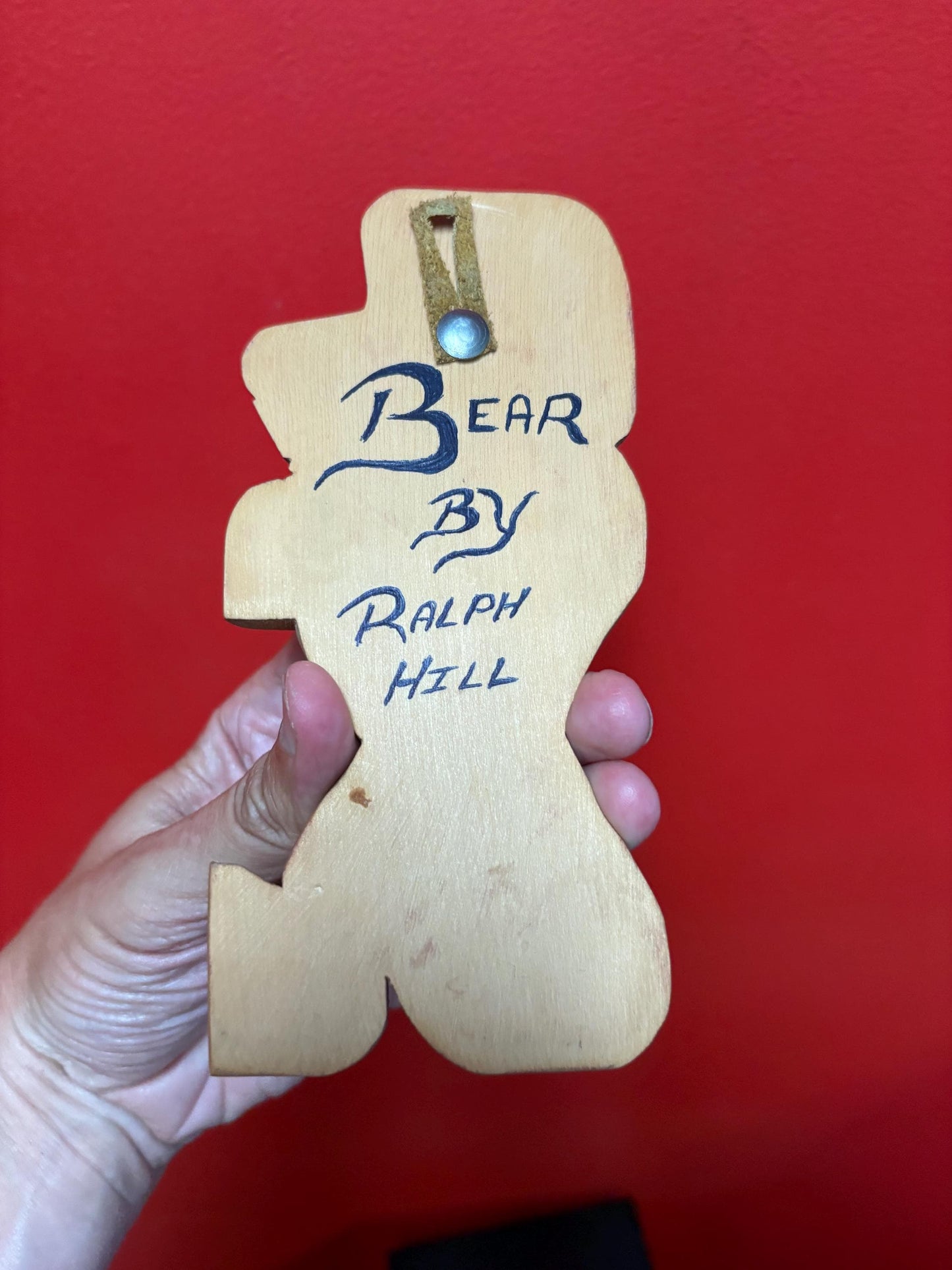 High-quality 7 x 3 wide cedar BEAR plaque by Ralph Hill indigenous first nations Pacific Northwest Coast beauty