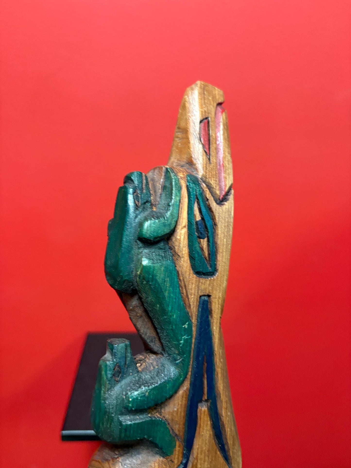 Stunning indigenous first nation pacific north Northwest coast signed 18 x 3“ wide frog transformation rattle great sound and great value