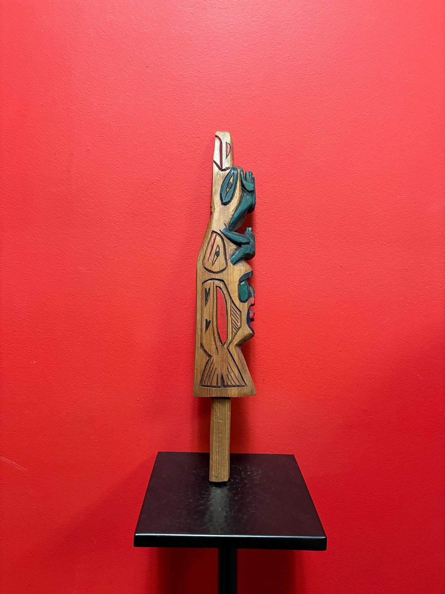 Stunning indigenous first nation pacific north Northwest coast signed 18 x 3“ wide frog transformation rattle great sound and great value