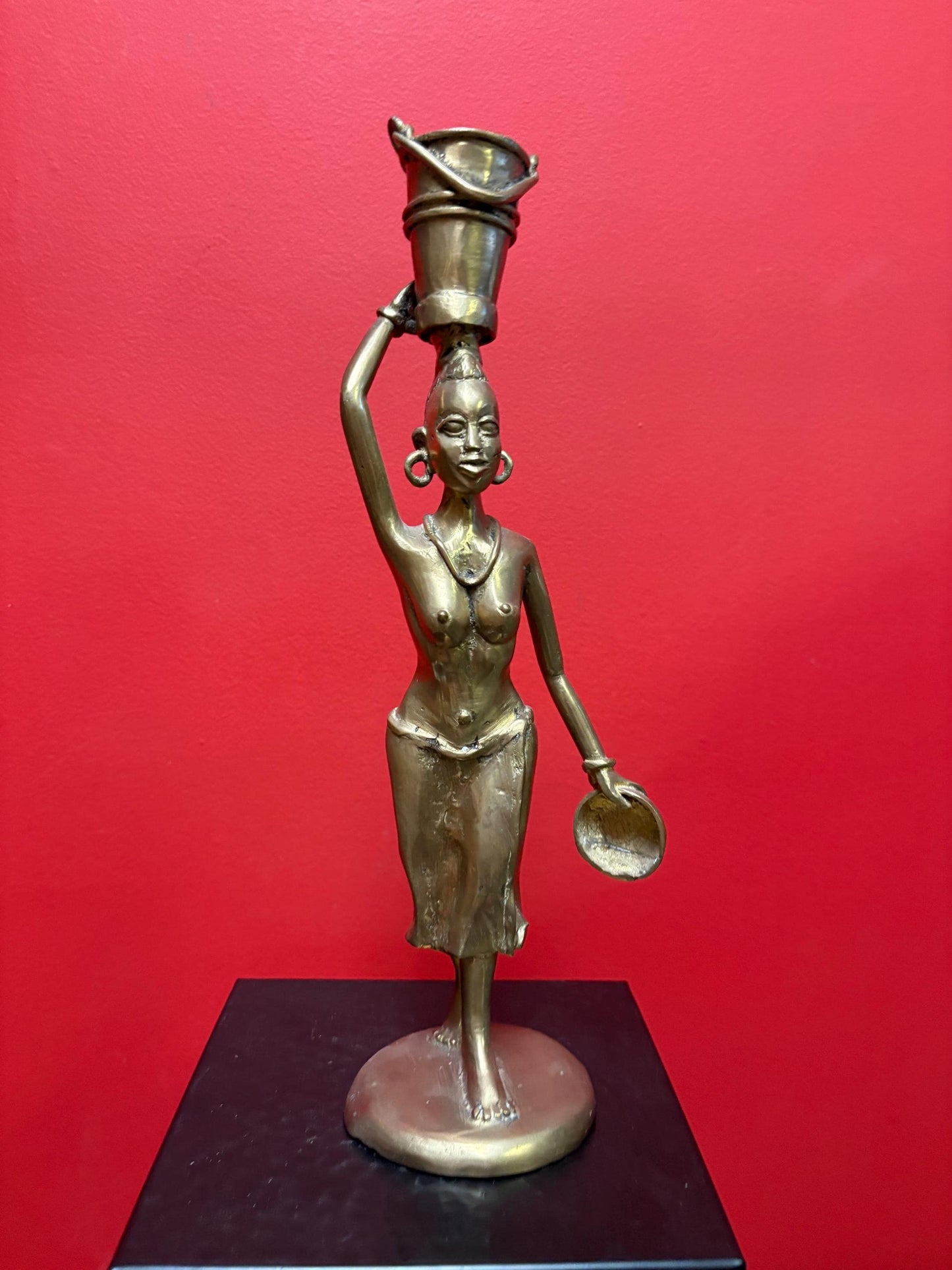 Beautiful African bronze statue of a woman carrying a bucket great patina 14 inches tall older piece wow