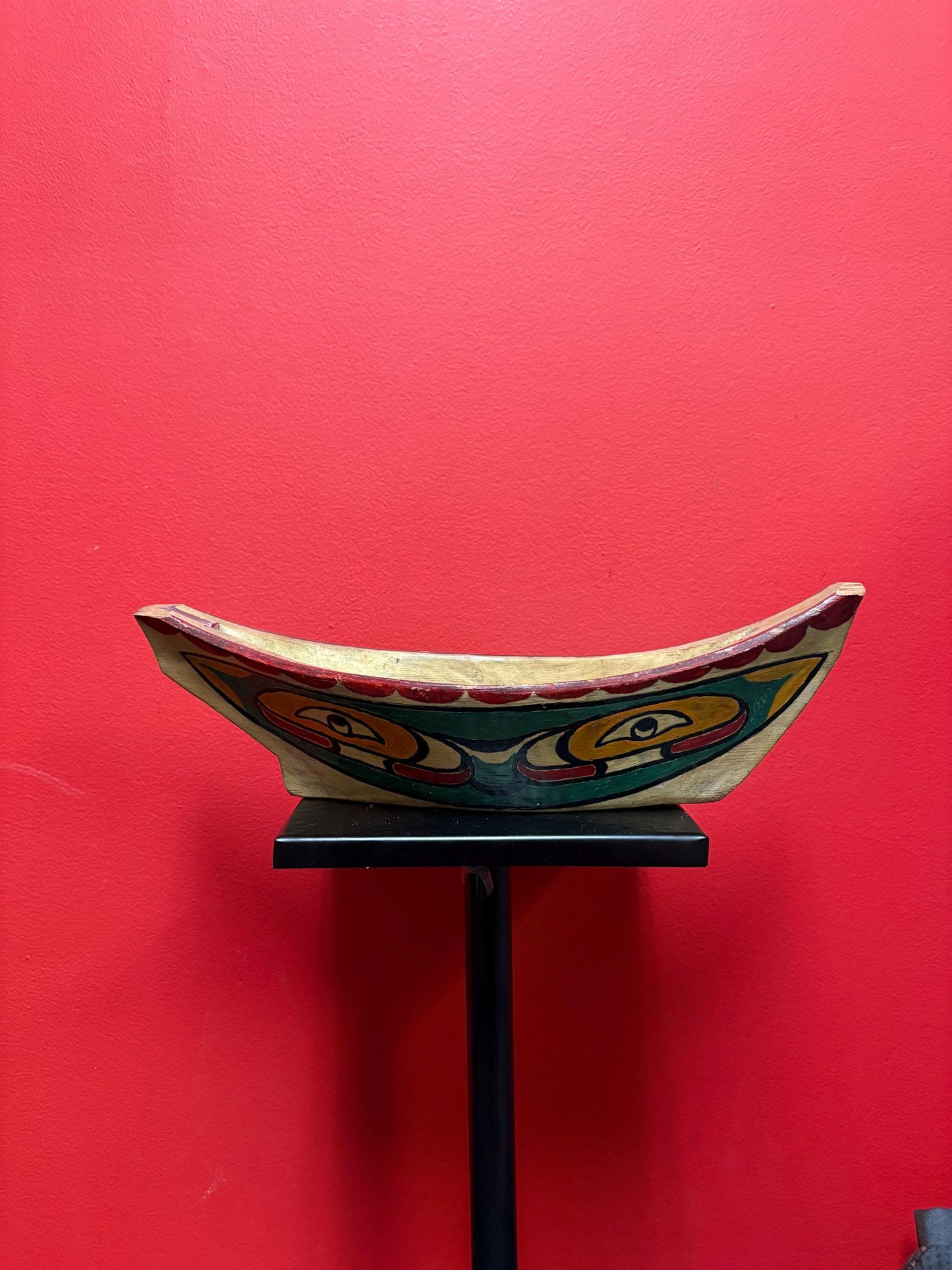 Stunning museum quality 14 x 5 early 1900s indigenous first nations Pacific north West Coast hand painted unsigned canoe - minor damage