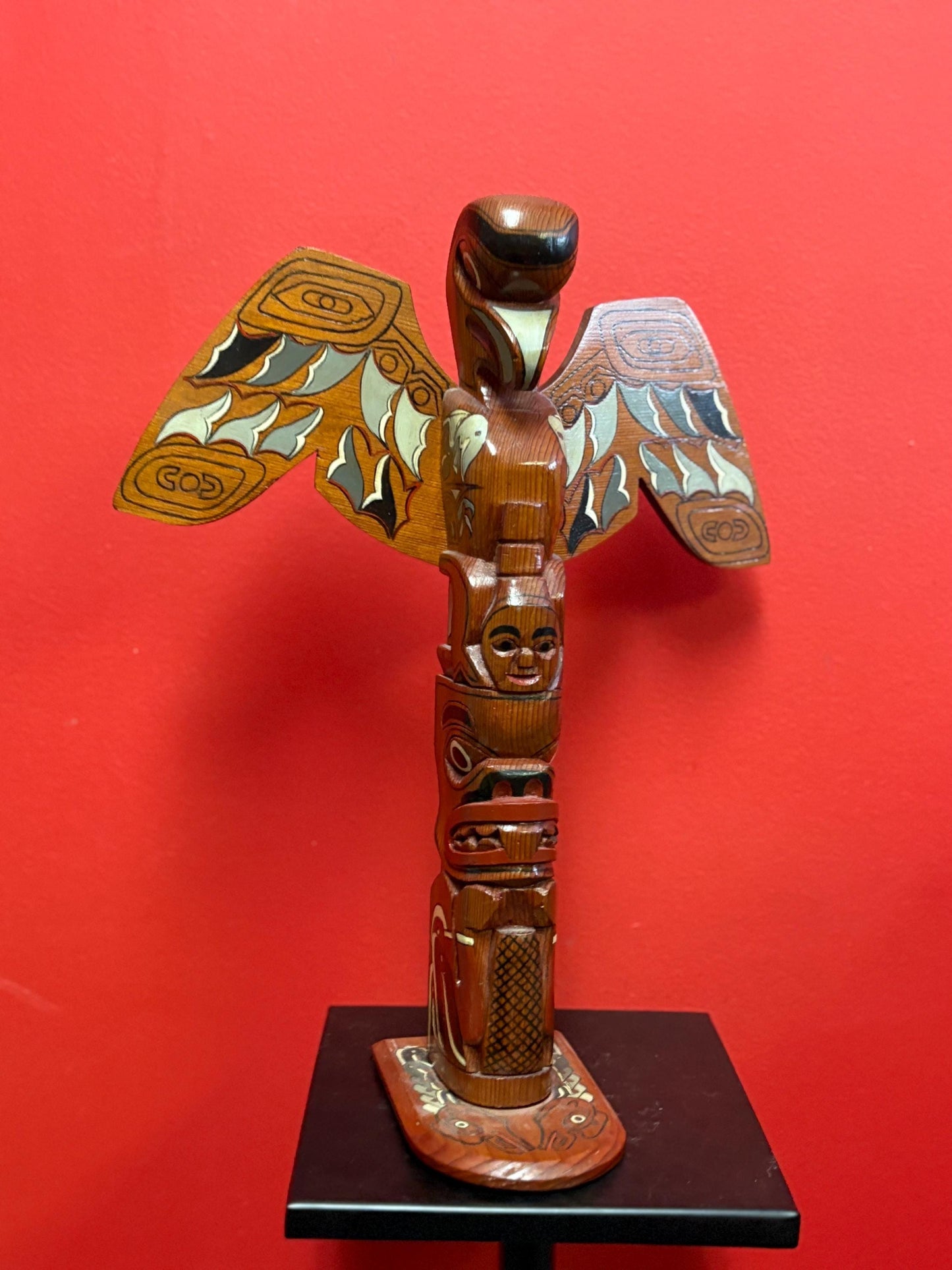 Beautiful indigenous First Nations Pacific Northwest coast 12 x 15“ tall unsigned older transformation totem pole