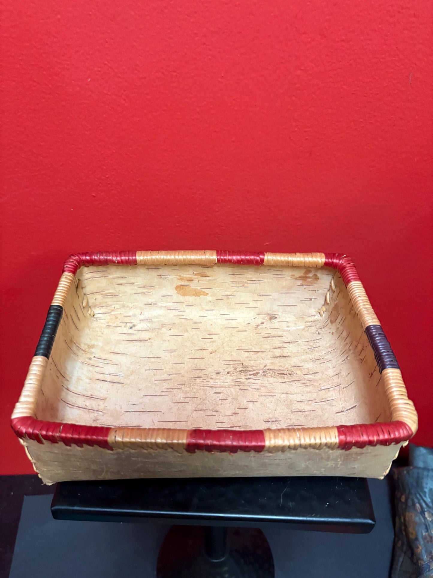 Lovely indigenous first nations cedar bark basket 8 x 6 x 3 high  great condition and nice colours  wow