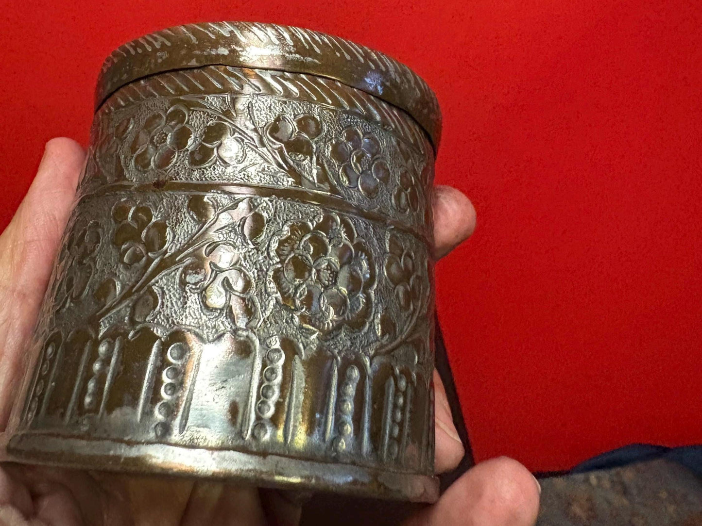 Fantastic antique Asian silver plated and copper box - 3 x 3 wonderful quality and detail great value