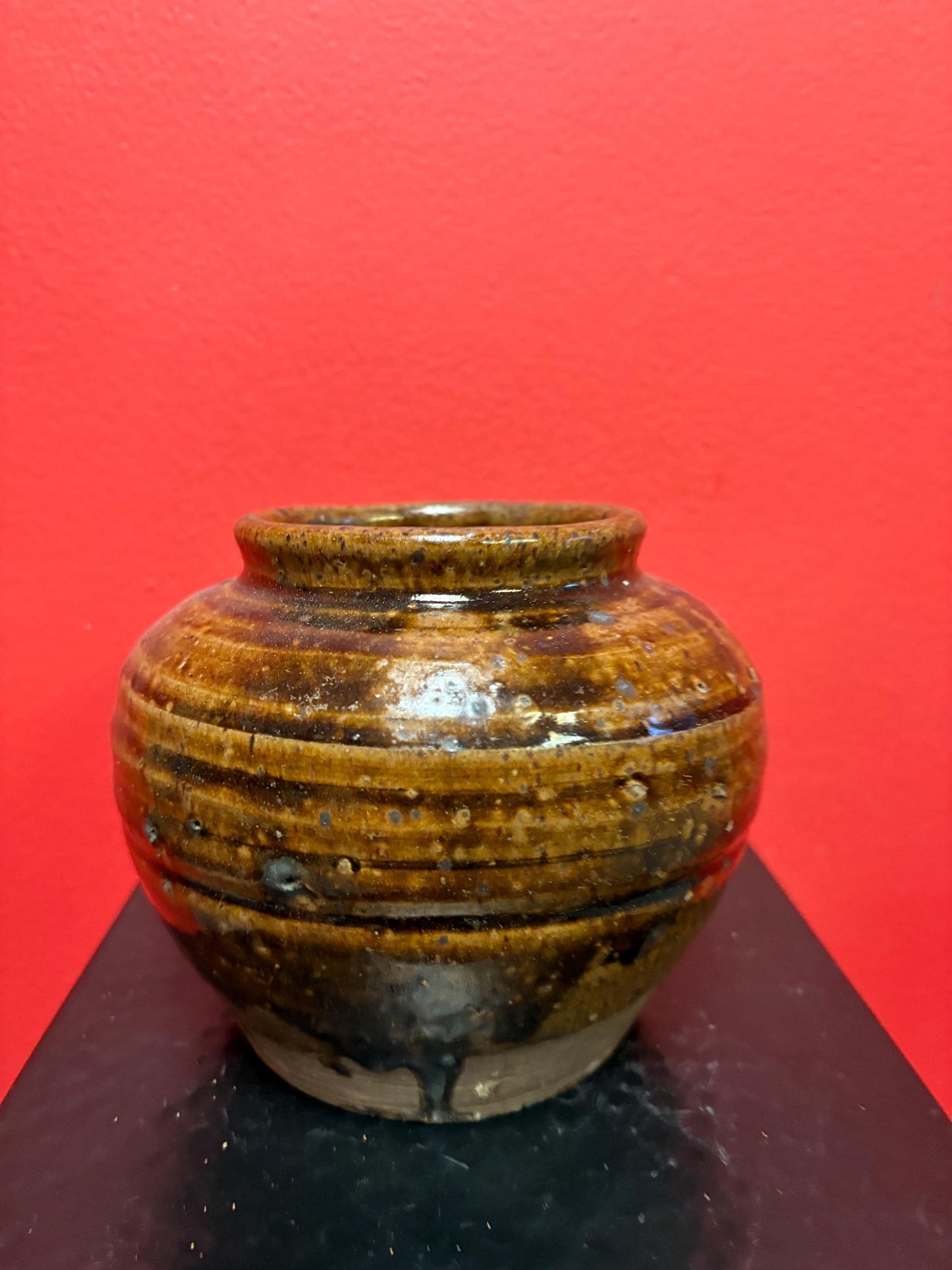 Stunning 5 x 3 1/2 wide Chinese antique soy glazed pot very nice condition-