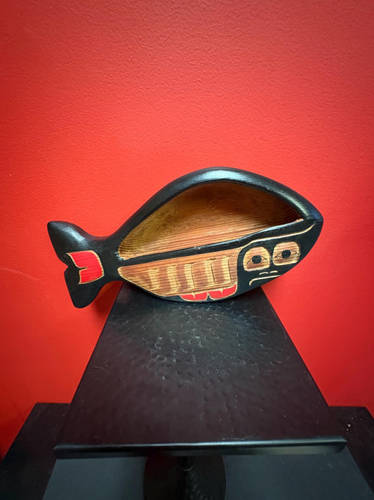 Vintage 12 x 6 wide signed indigenous first nation pacific north West Coast salmon feast  bowl - older piece  cedar - great value