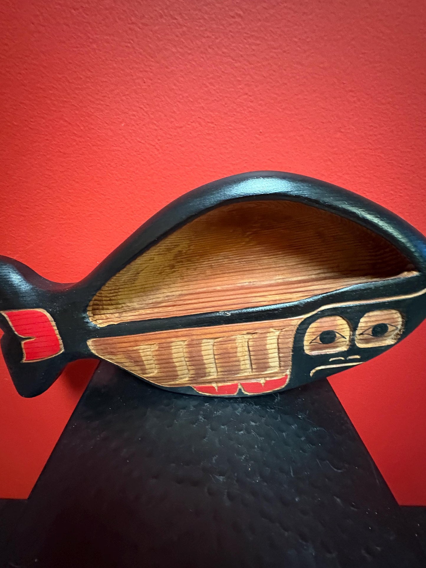 Vintage 12 x 6 wide signed indigenous first nation pacific north West Coast salmon feast  bowl - older piece  cedar - great value