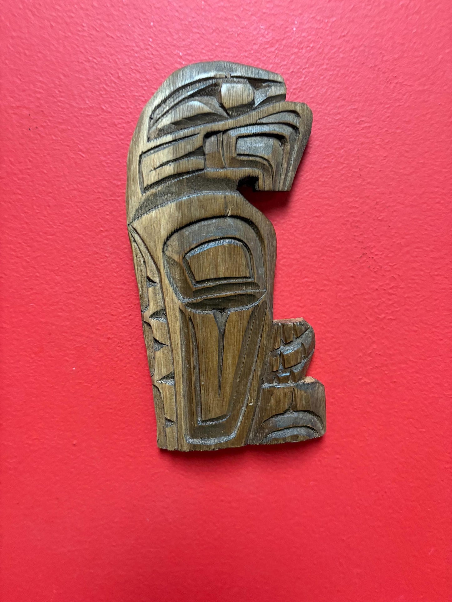 Beautiful indigenous first nation pacific West Coast signed 8 x 4 eagle cedar plaque  great value