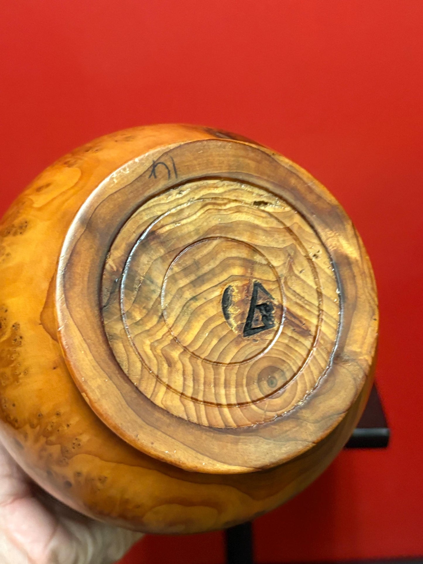 Beautiful live edge maple wooden vase incredible grain perfect gift 9 inches tall - wow