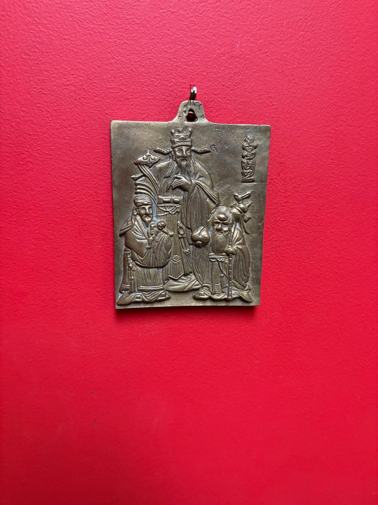 Stunning heavy Chinese signed brass wall plaque of Confucius - 8 x 6 wide  great quality and detail
