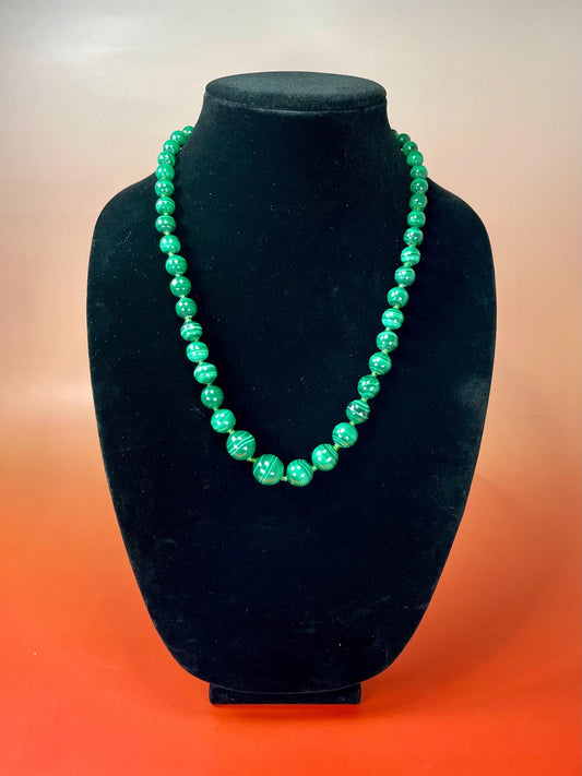 23 inch Green Swirled Glass Bead Necklace  Vintage-Style Statement Jewelry