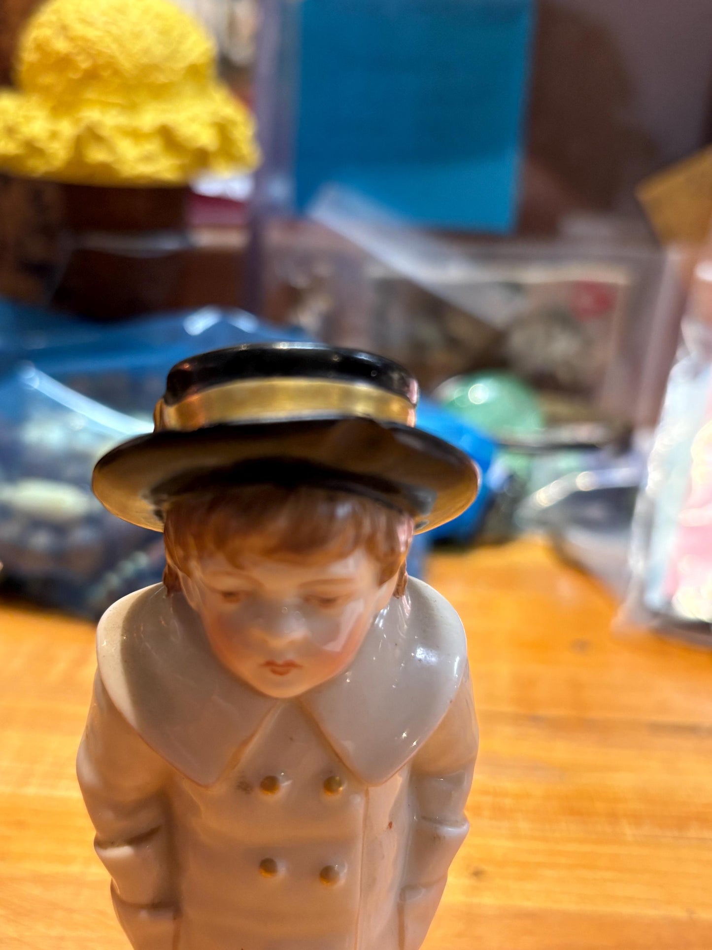 Stunning antique 4.5 inch tall early 19 century Royal Worcester candle snuffer - Lady figure with tiny chip on hat  wow