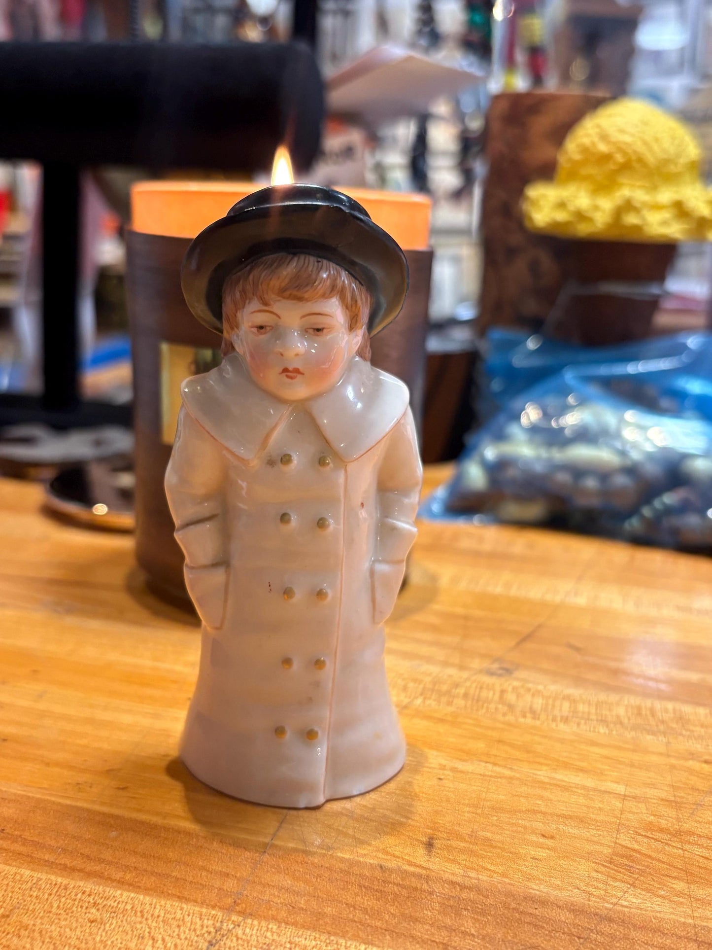 Stunning antique 4.5 inch tall early 19 century Royal Worcester candle snuffer - Lady figure with tiny chip on hat  wow