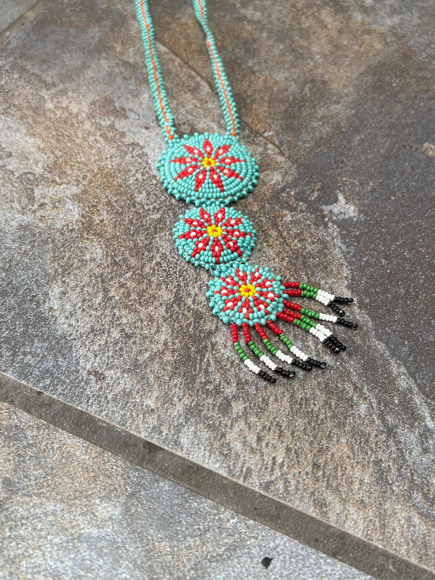 Beautiful indigenous first nation pacific northwest coast beaded necklace  approx 33 inches long total  great condition- great value