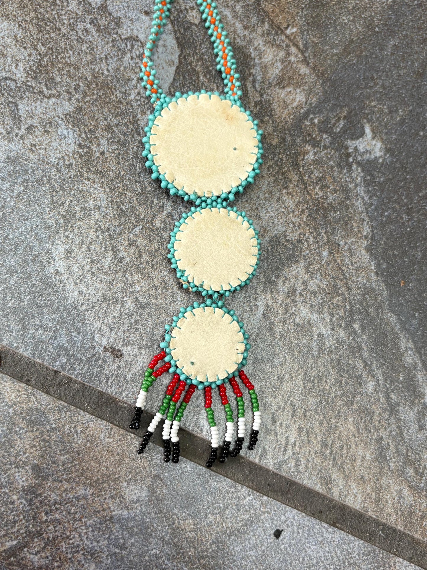 Beautiful indigenous first nation pacific northwest coast beaded necklace  approx 33 inches long total  great condition- great value