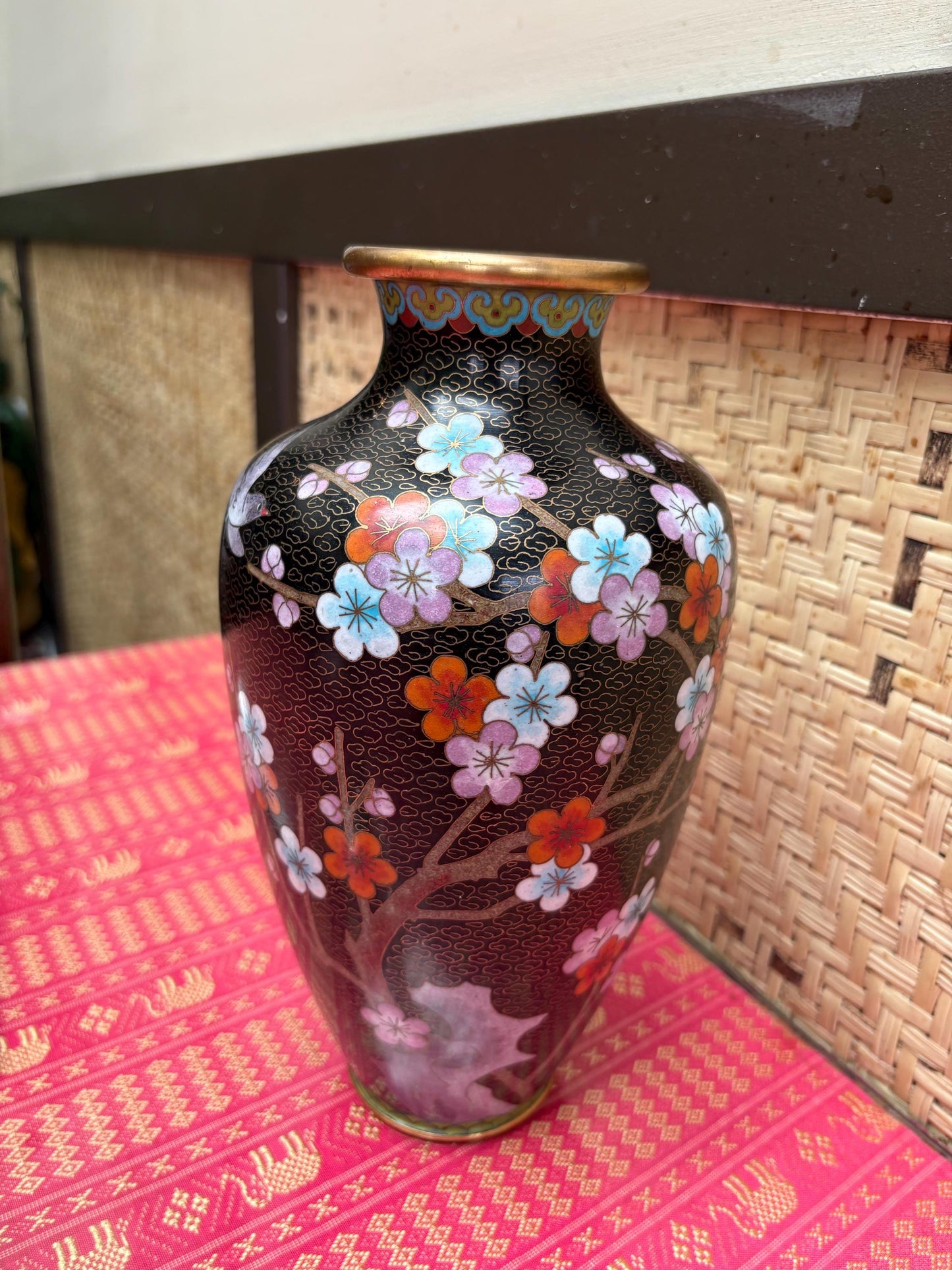 Cloisonné antique 10 inch vase in mint condition  cherry blossoms  wow  great value