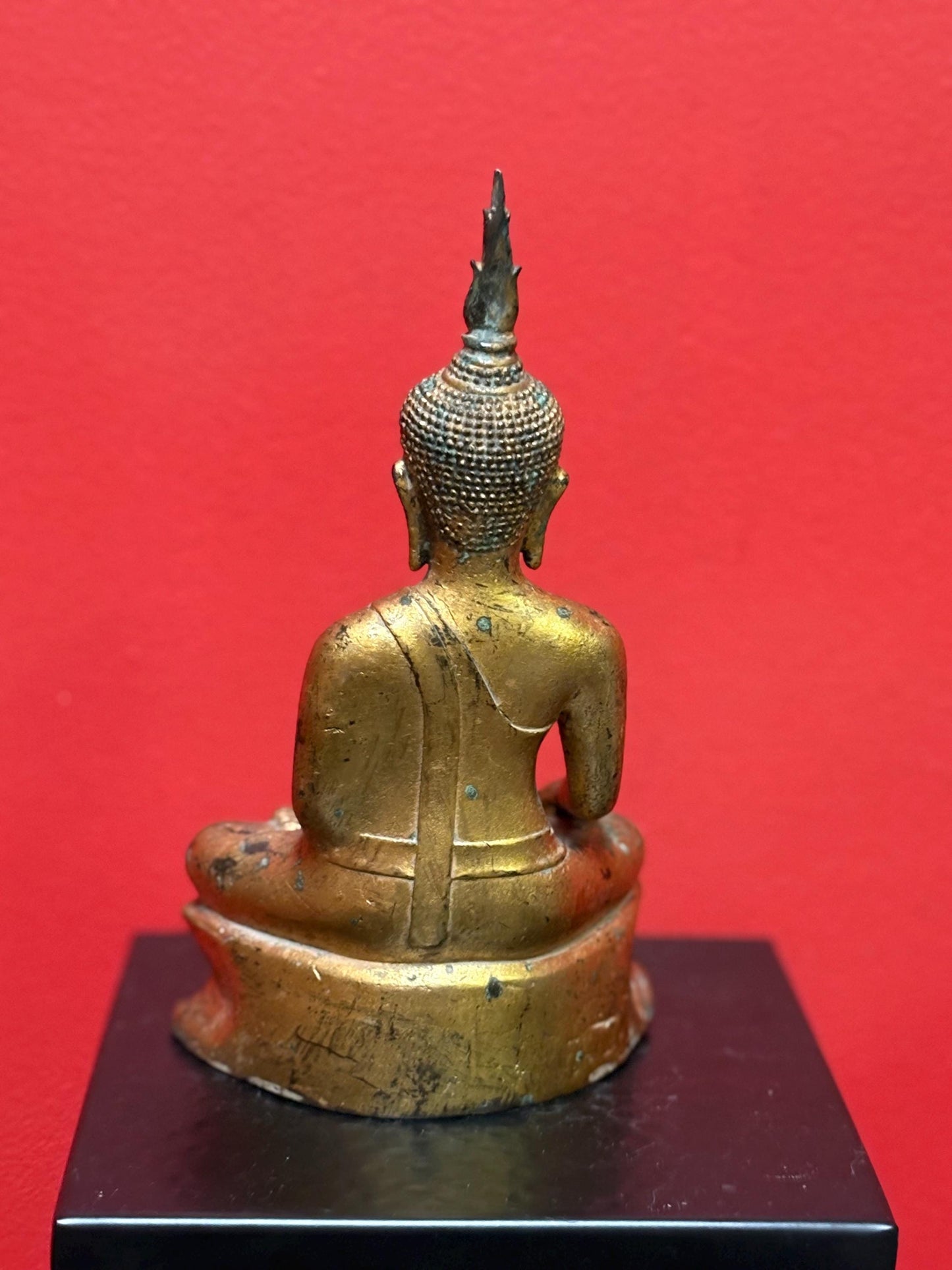 Magnificent museum quality 18 century THAI 9 1/2 x 5 wide gilded bronze seated statue of a Buddha  amazing patina -  wow